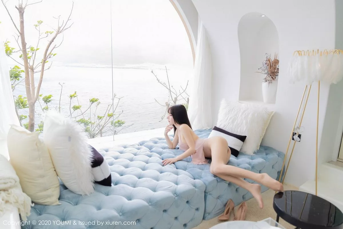 秀人集.com_[YouMi尤蜜荟]Vol.488_女神周于希Sandy大理旅拍粉红色轻纱吊裙透视诱惑写真68P