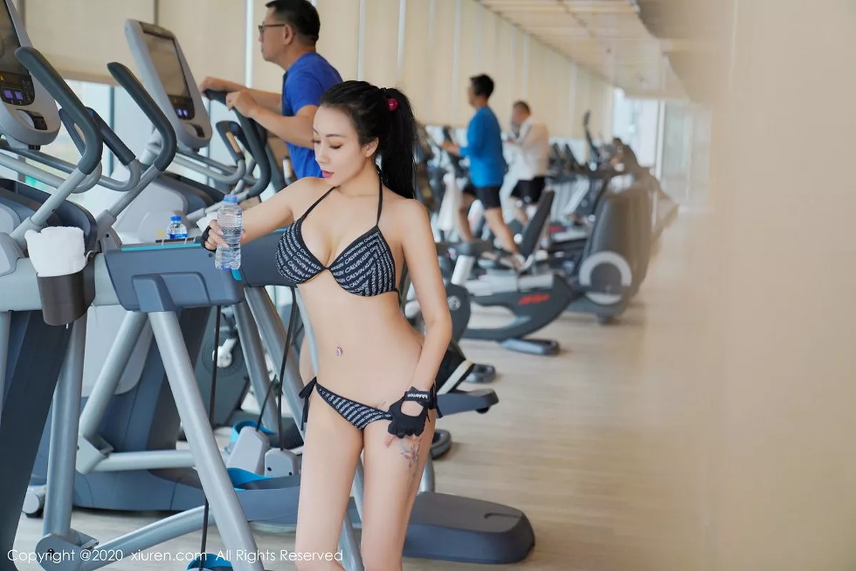 秀人集.com_[XiuRen秀人网]No.2264_性感御姐果儿Victoria健身房主题+浴室大尺度全裸极致诱惑写真62P