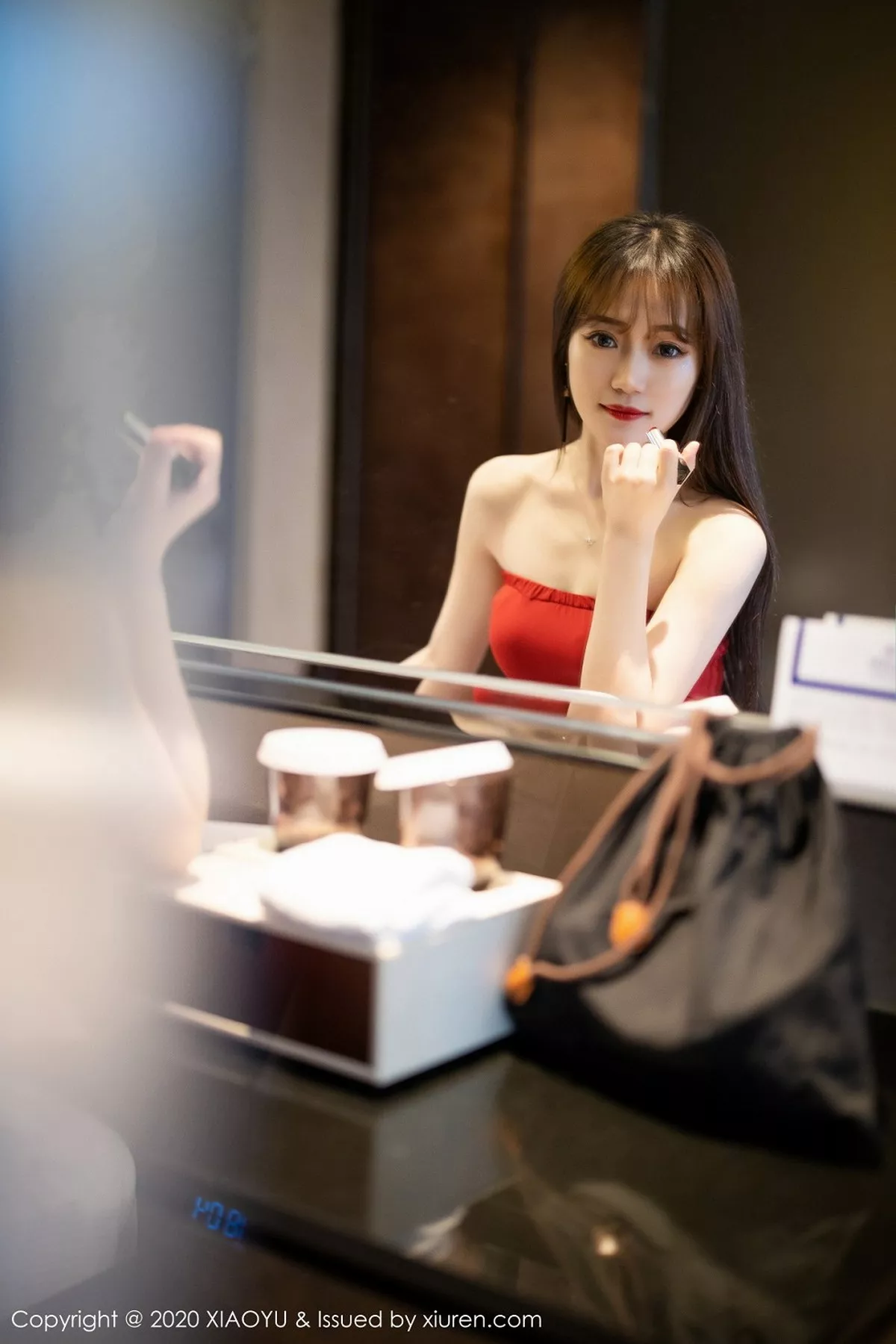 秀人集.com_[XiaoYu画语界]Vol.313_嫩模允儿Claire猩红典雅礼服半脱露性感黑色内衣诱人写真79P