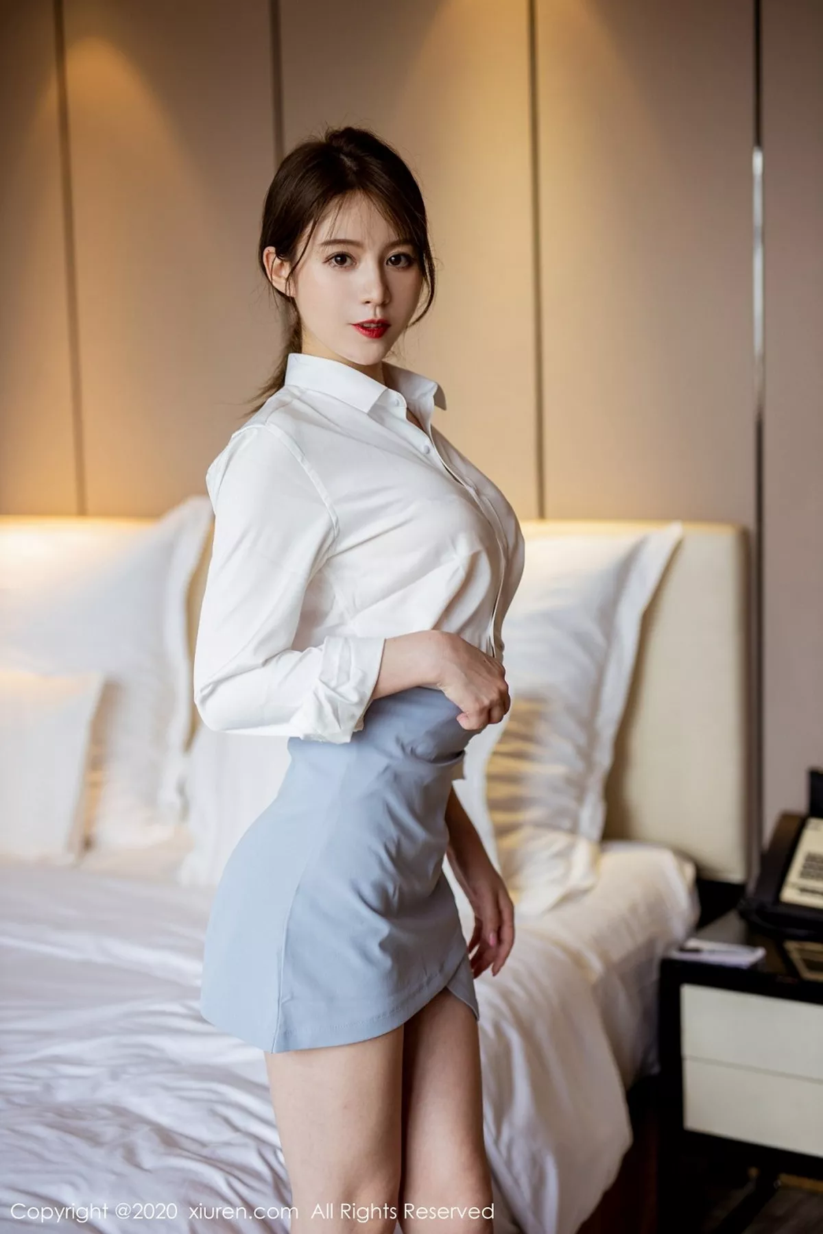 秀人集.com_[XiuRen秀人网]No.2350_嫩模yoo优优浅色秘书装半脱露性感内衣秀完美身材诱惑写真56P