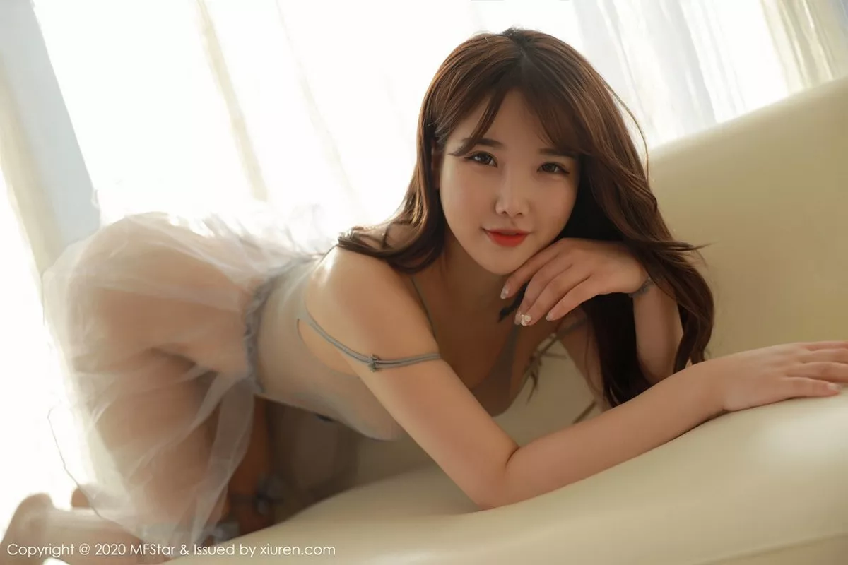 秀人集.com_[MFStar模范学院]Vol.358_嫩模陈小诺Niki私房透视薄纱内衣秀丰满身材翘臀诱惑写真49P