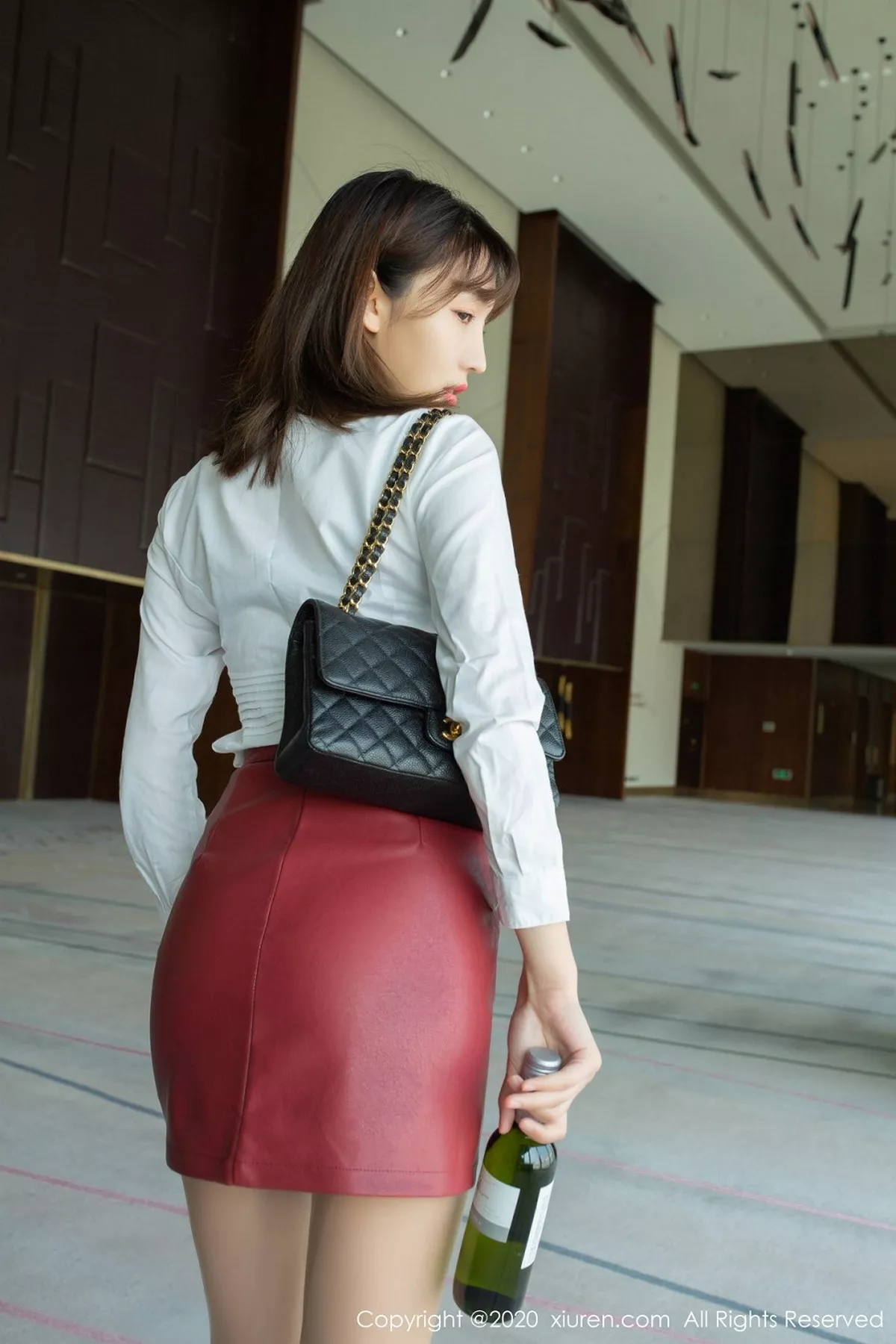 秀人集.com_[XiuRen秀人网]No.2393_嫩模陆萱萱乌镇+太湖旅拍剧情酒后女孩主题无内肉丝裤袜诱惑写真73P