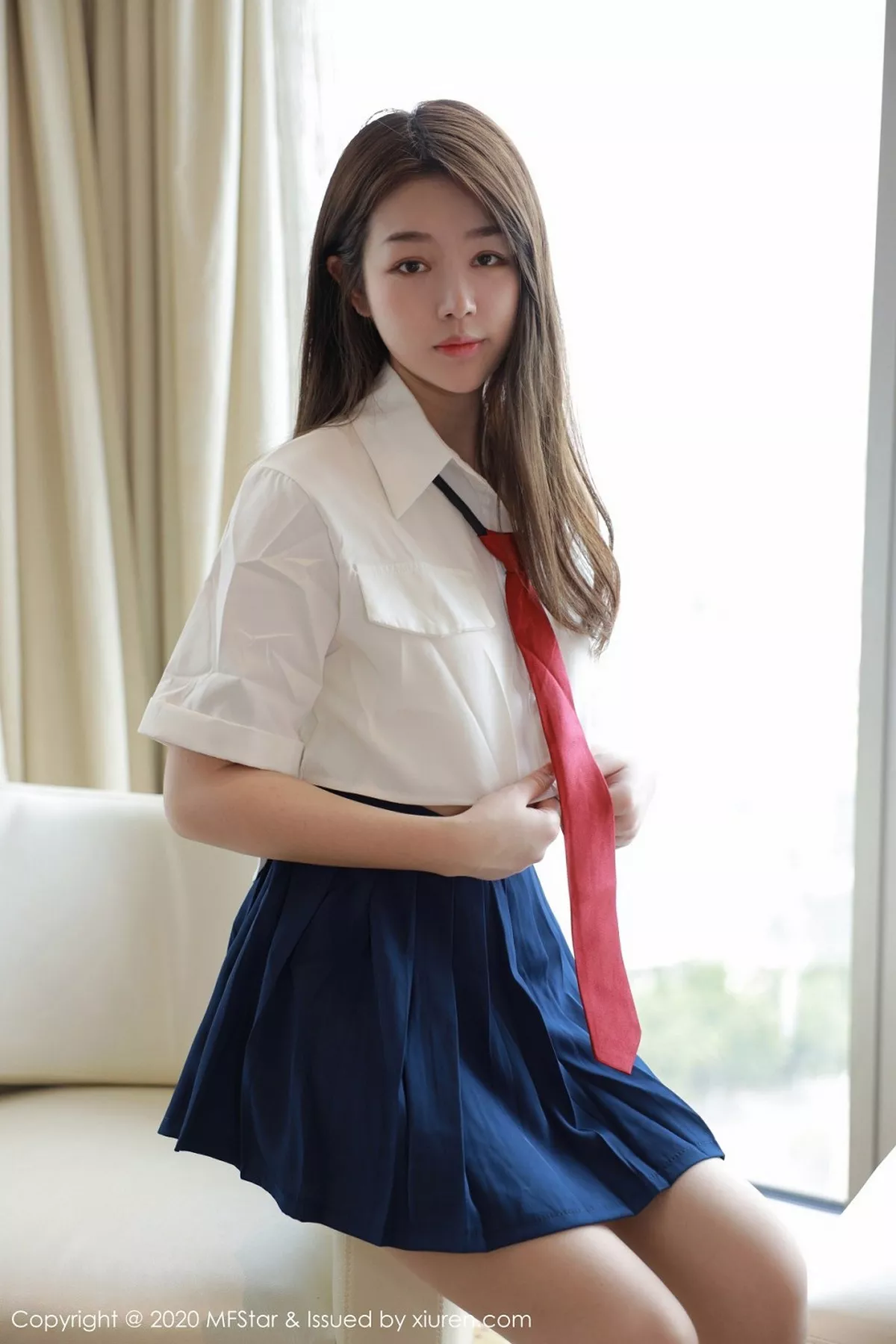 秀人集.com_[MFStar模范学院]Vol.362_嫩模梦梵私房性感JK制服露蕾丝内裤秀翘臀诱惑写真53P