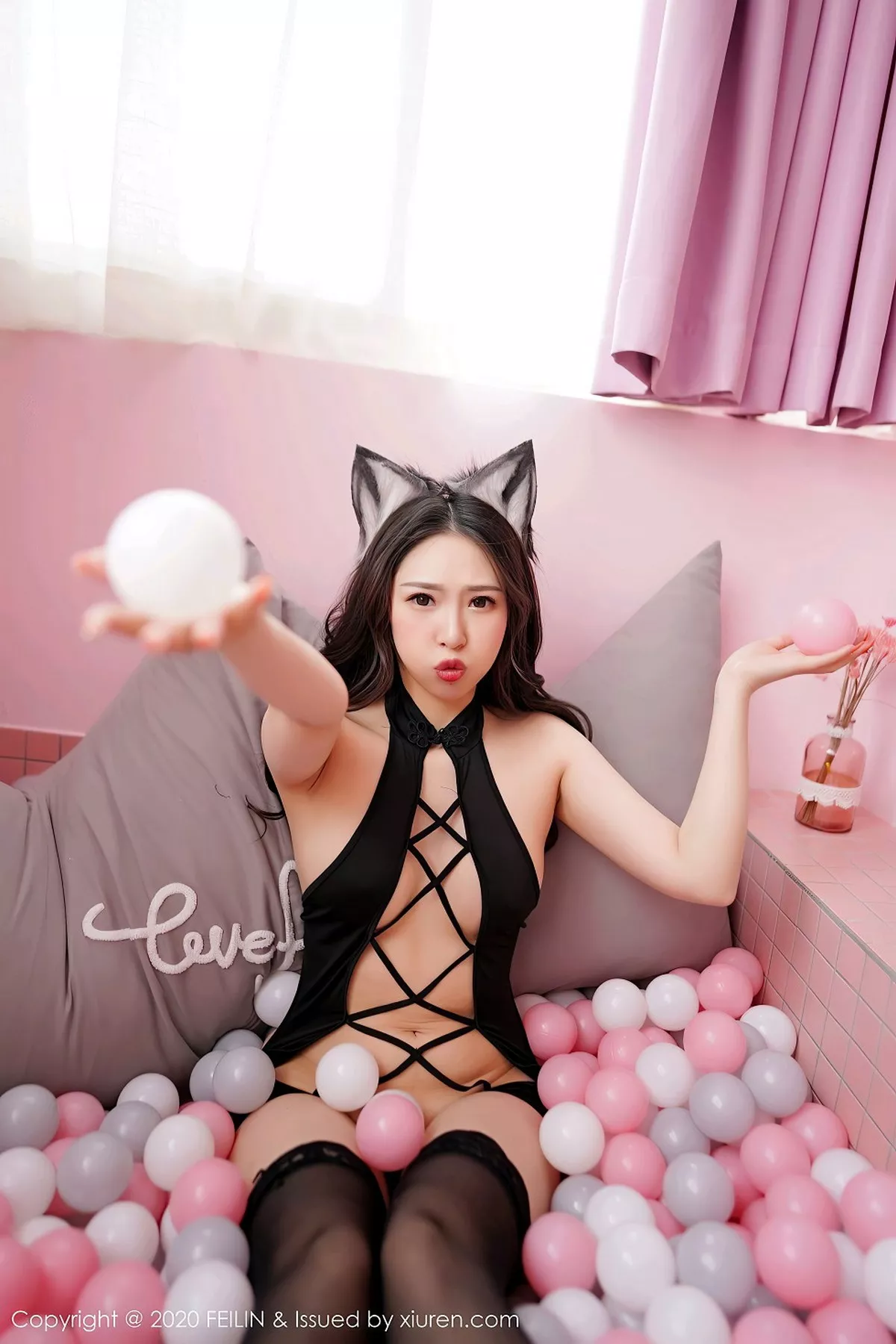 秀人集.com_[FeiLin嗲囡囡]VOL.240_嫩模小波多私房猫耳装+性感JK制服秀火辣身材诱惑写真62P