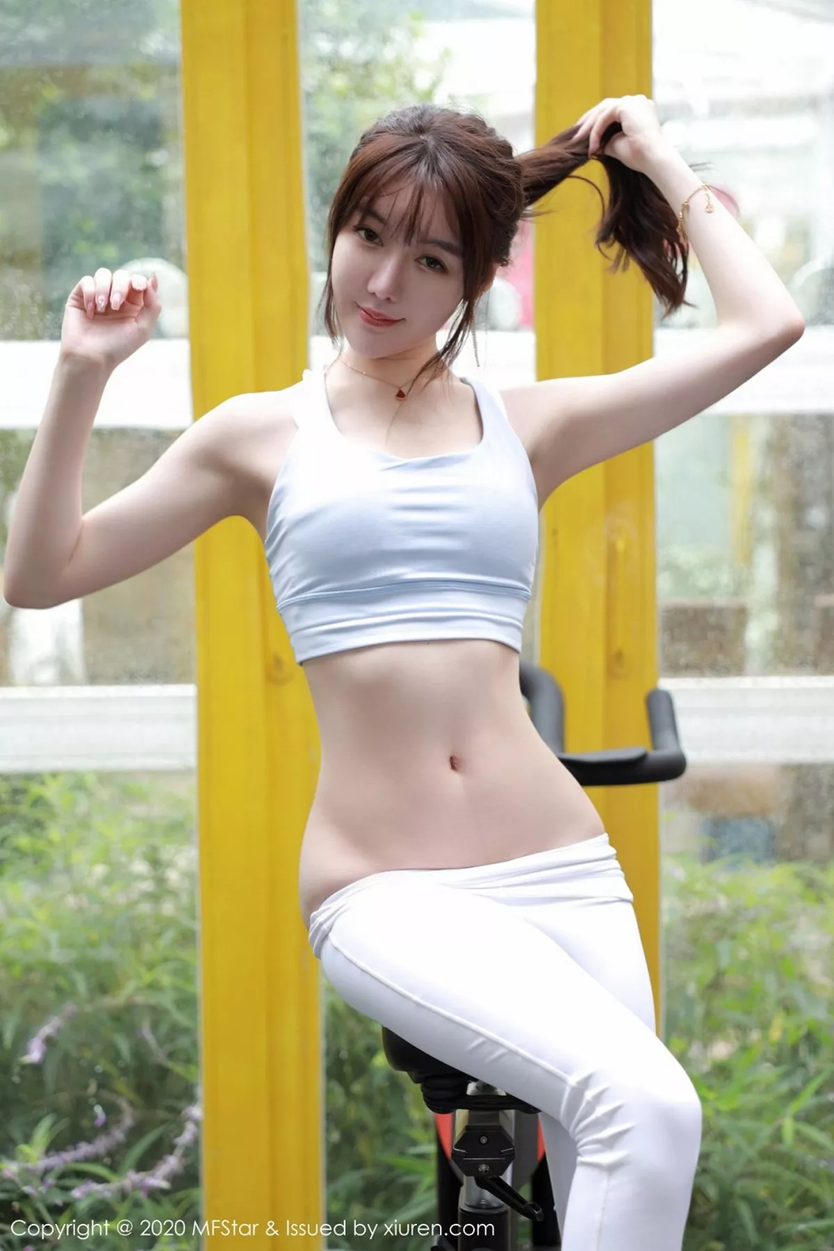 秀人集.com_[MFStar模范学院]Vol.365_嫩模薛琪琪sandy大理旅拍健身房紧身运动裤秀翘臀诱惑写真46P