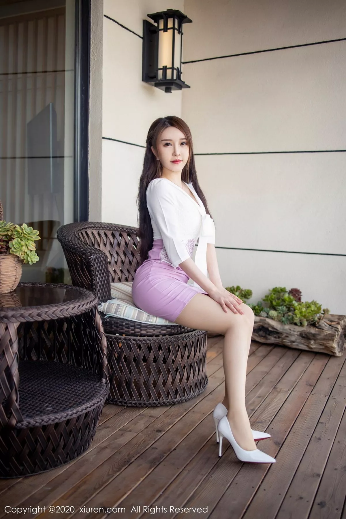 秀人集.com_[XiuRen秀人网]No.2421_嫩模玉兔miki大理旅拍浴室性感露背毛衣真空秀傲人豪乳诱惑写真57P