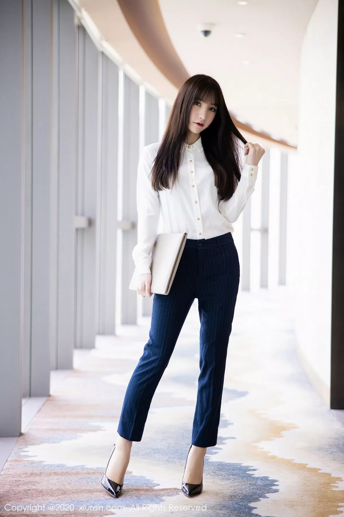 秀人集.com_[XiuRen秀人网]No.2356_女神周于希Sandy酒店私人管家主题私房肉丝裤袜秀美腿诱惑写真73P