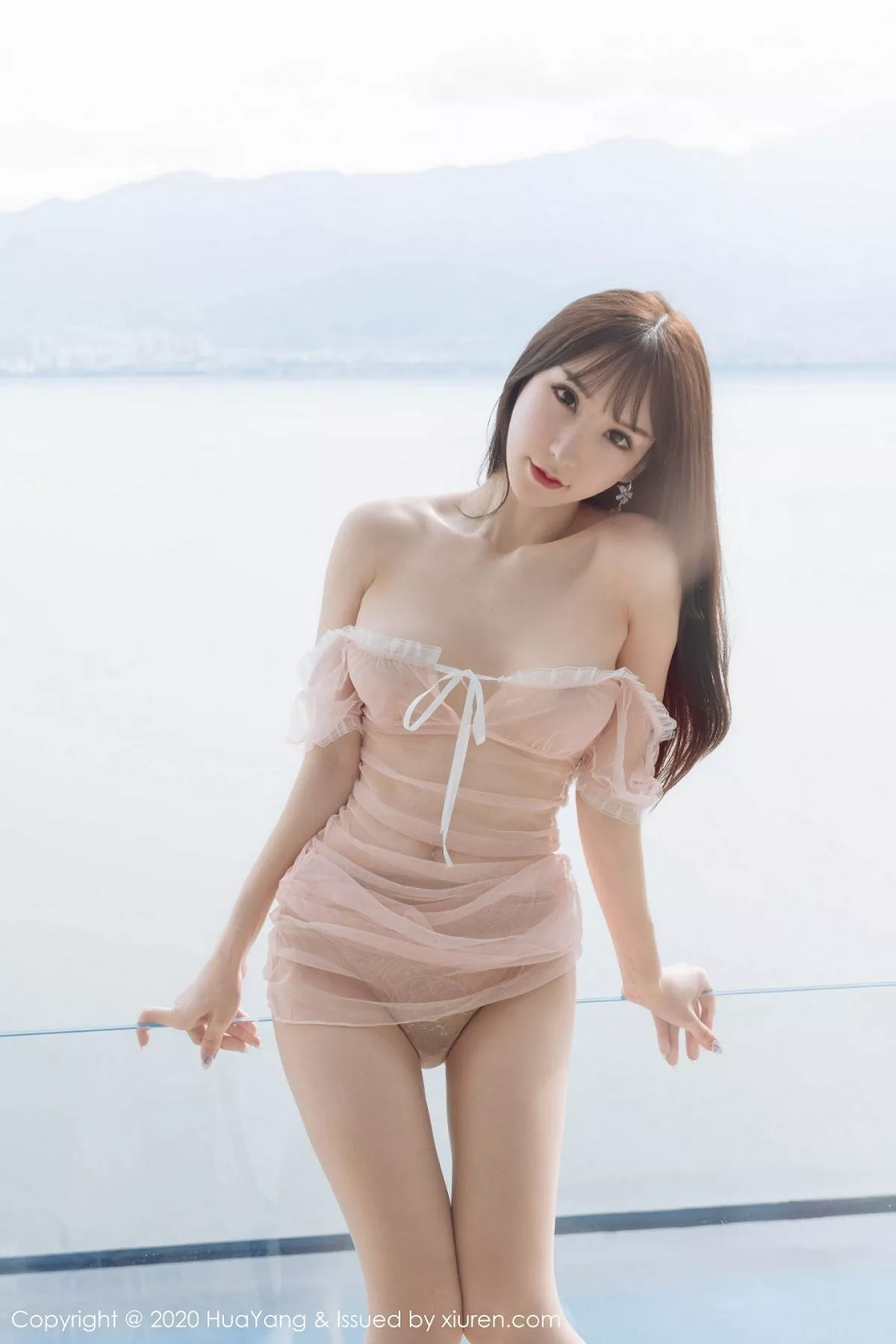 秀人集.com_[HuaYang花漾]Vol.273_女神周于希Sandy云南旅拍性感粉色薄纱内衣秀完美身材诱惑写真67P