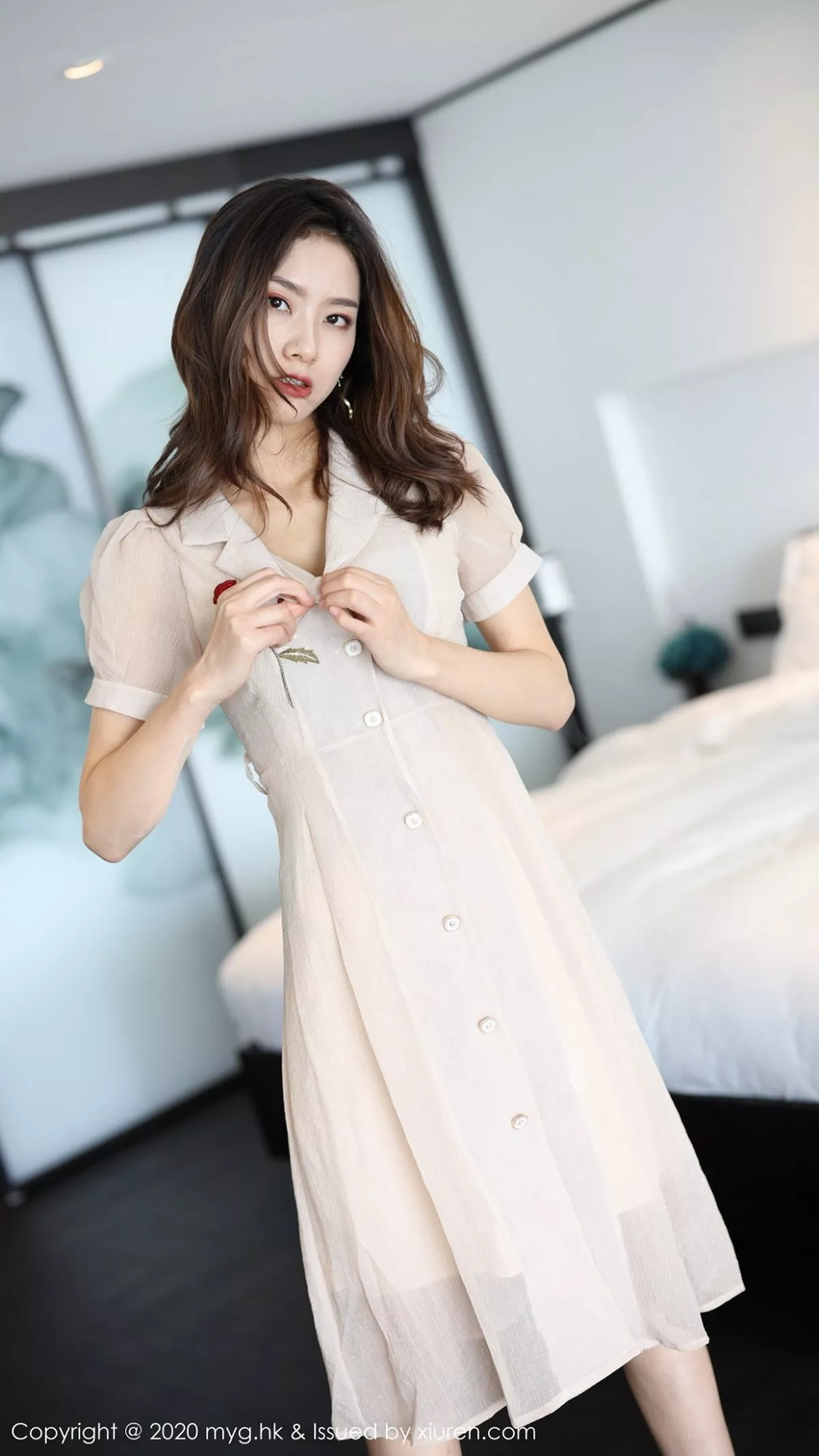 秀人集.com_[MyGirl美媛馆]Vol.447_嫩模方子萱大理旅拍私房典雅长裙半脱秀完美身材诱惑写真92P