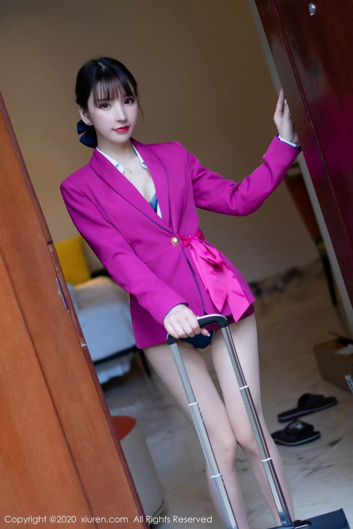 秀人集.com_[XiuRen秀人网]No.2367_女神周于希Sandy三亚旅拍私房半脱露性感内衣开档肉丝撩人诱惑写真72P