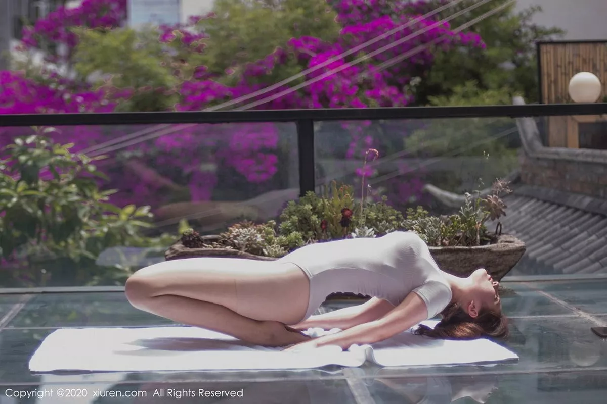 秀人集.com_[XiuRen秀人网]No.2370_美模久久Aimee粉丝云南旅拍温泉水系湿身+瑜伽动作完美诱惑写真70P
