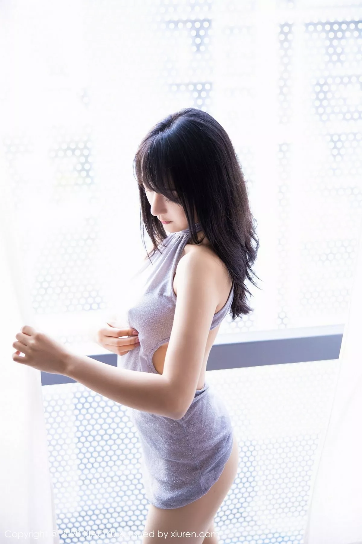 秀人集.com_[XiaoYu画语界]Vol.336_嫩模何嘉颖私房露背连身裙配肉丝裤袜秀翘臀诱惑写真82P