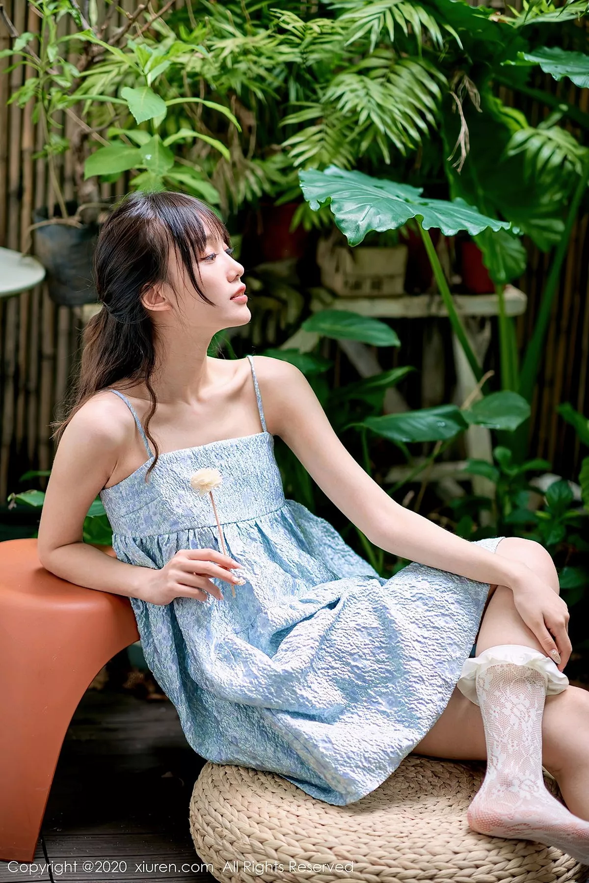 秀人集.com_[XiuRen秀人网]No.2533_新人模特尤其足控福利主题私房吊带连身裙秀美腿玉足性感写真118P