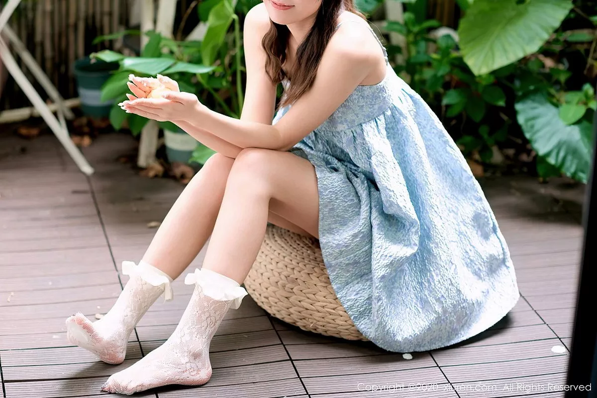秀人集.com_[XiuRen秀人网]No.2533_新人模特尤其足控福利主题私房吊带连身裙秀美腿玉足性感写真118P