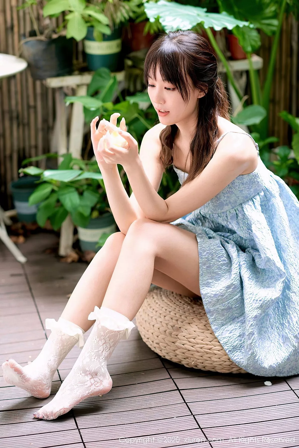 秀人集.com_[XiuRen秀人网]No.2533_新人模特尤其足控福利主题私房吊带连身裙秀美腿玉足性感写真118P