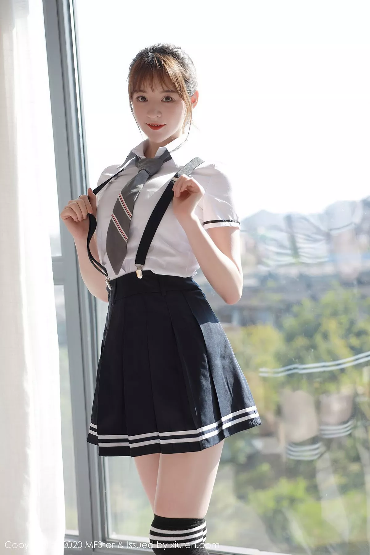 秀人集.com_[MFStar模范学院]Vol.390_嫩模yoo优优四川旅拍学院风校服主题半脱露性感内衣写真67P