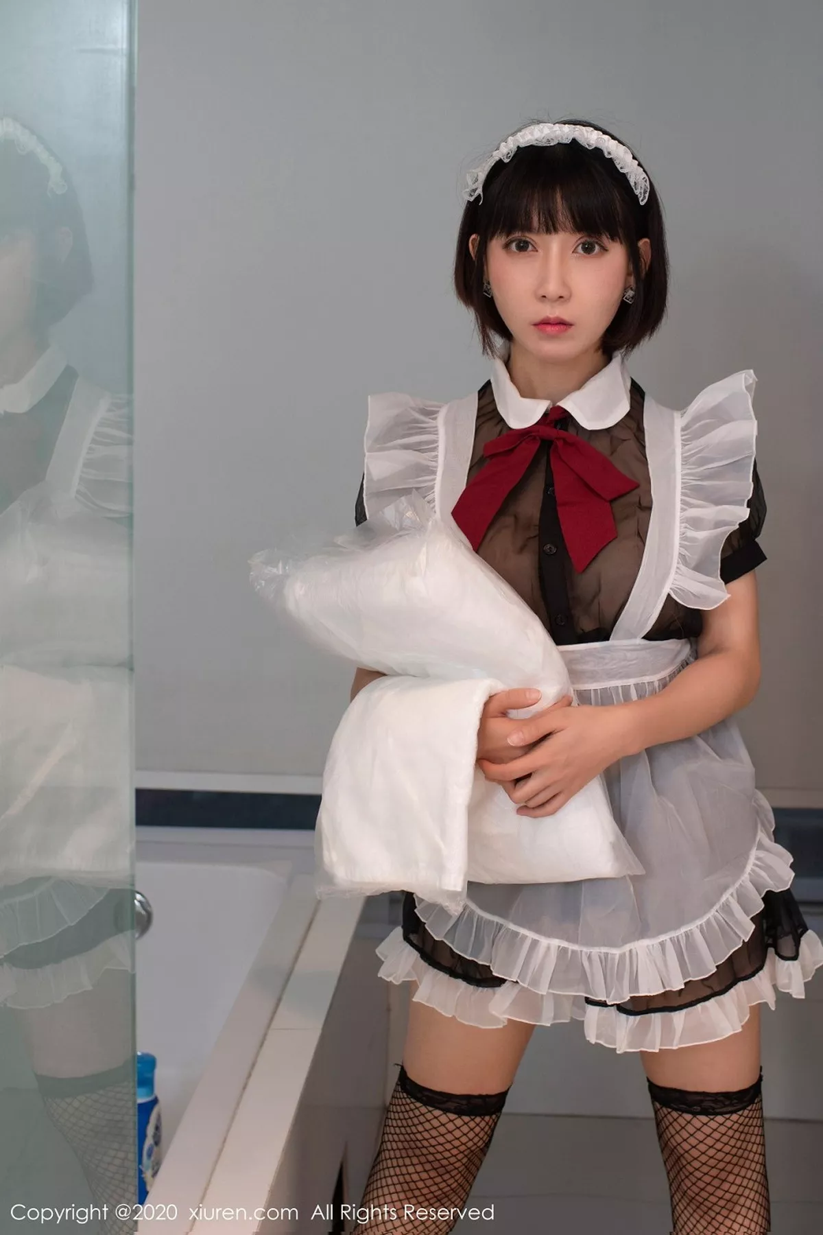 秀人集.com_[XiuRen秀人网]No.2494_大美妞安妮斯朵拉Ann私房黑色女仆装配黑丝渔网极致魅惑写真55P