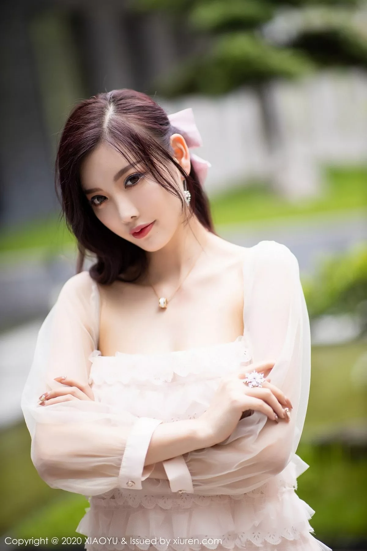 秀人集.com_[XiaoYu画语界]Vol.358_女神杨晨晨sugar阳朔旅拍粉色运动内衣秀魔鬼身材诱惑写真70P