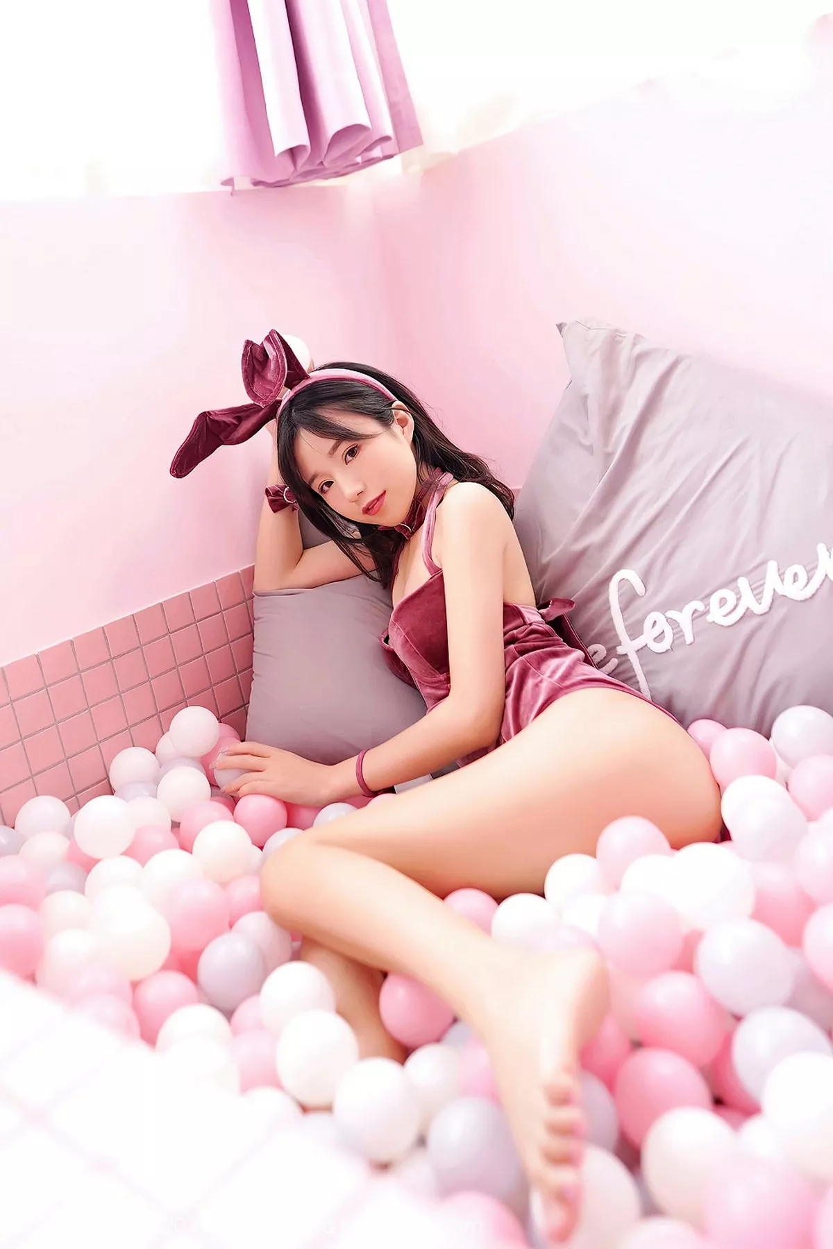 秀人集.com_[FeiLin嗲囡囡]VOL.339_嫩模仓井优香私房俏皮猫耳装+性感黑色内衣极致魅惑写真43P