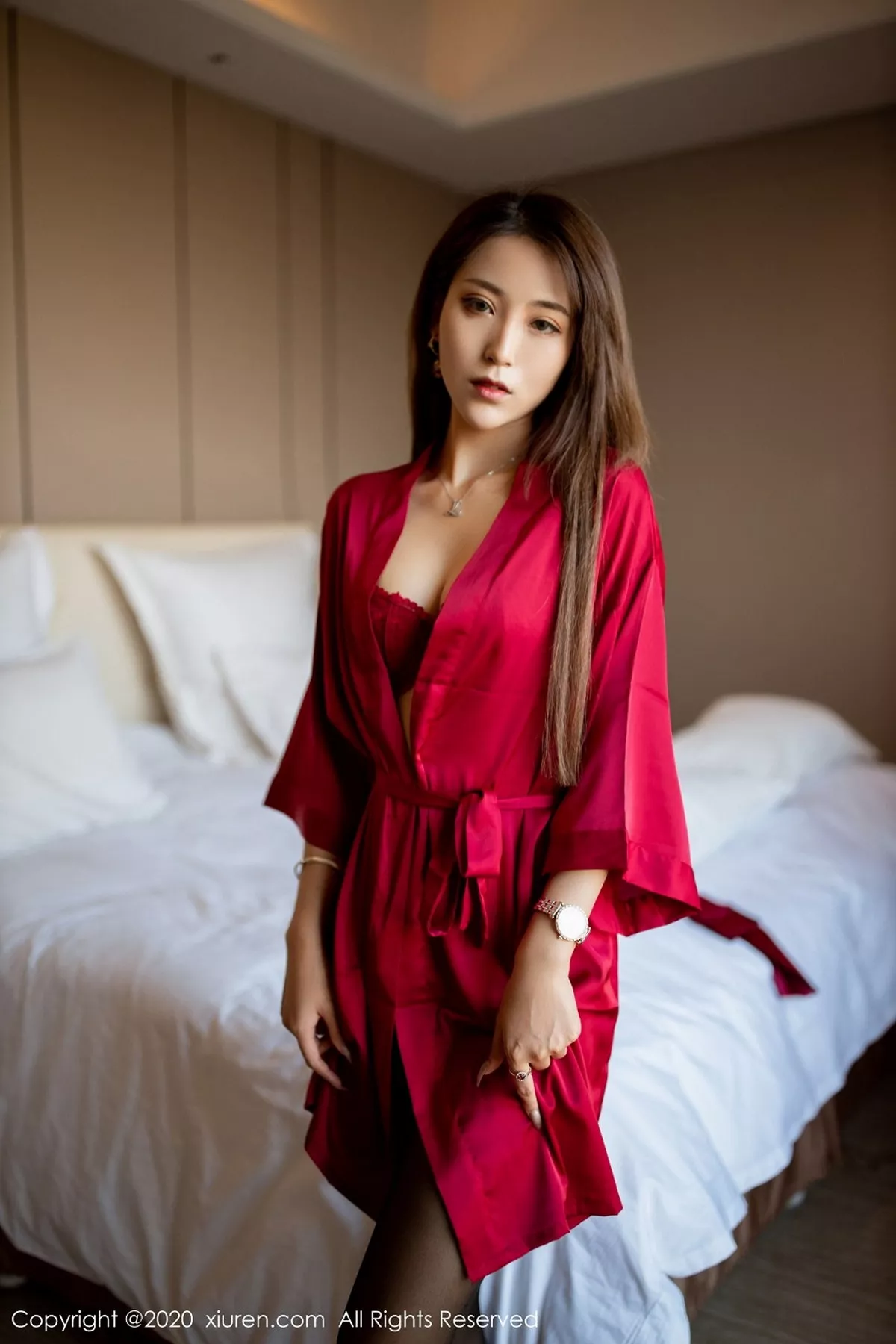 秀人集.com_[XiuRen秀人网]No.2691_模特周慕汐baby私房猩红睡衣露性感内衣配黑丝袜极致魅惑写真58P