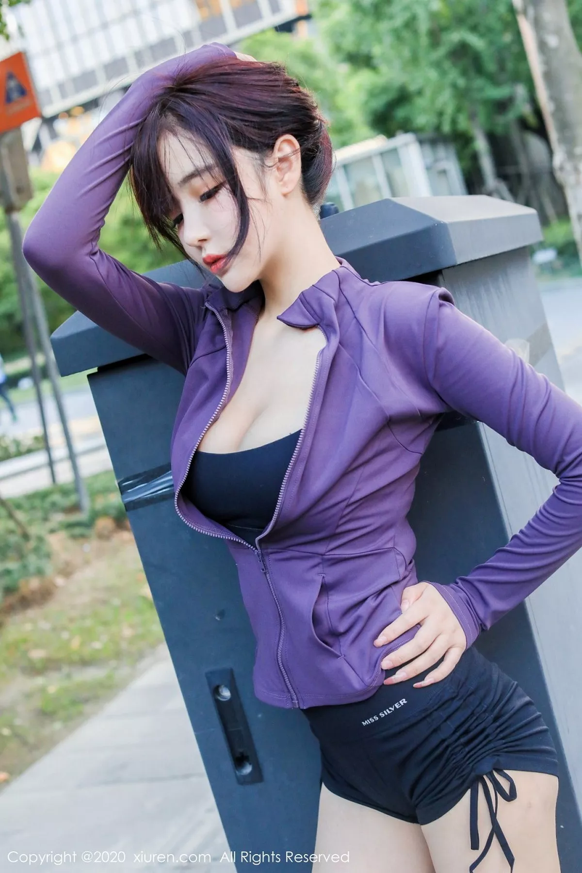 秀人集.com_[XiuRen秀人网]No.2696_嫩模南初妹妹黑色运动内衣主题私房瑜伽姿势秀完美身材诱惑写真40P