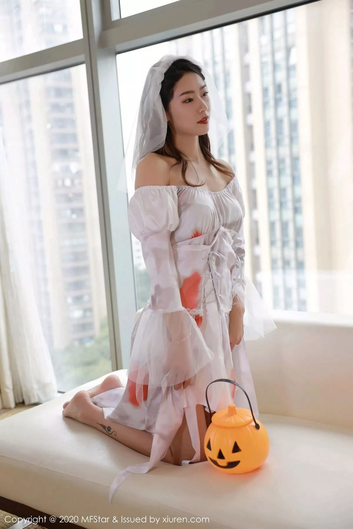 秀人集.com_[MFStar模范学院]Vol.408_嫩模方子萱万圣节鬼新娘主题撩裙露蕾丝内裤诱惑写真61P