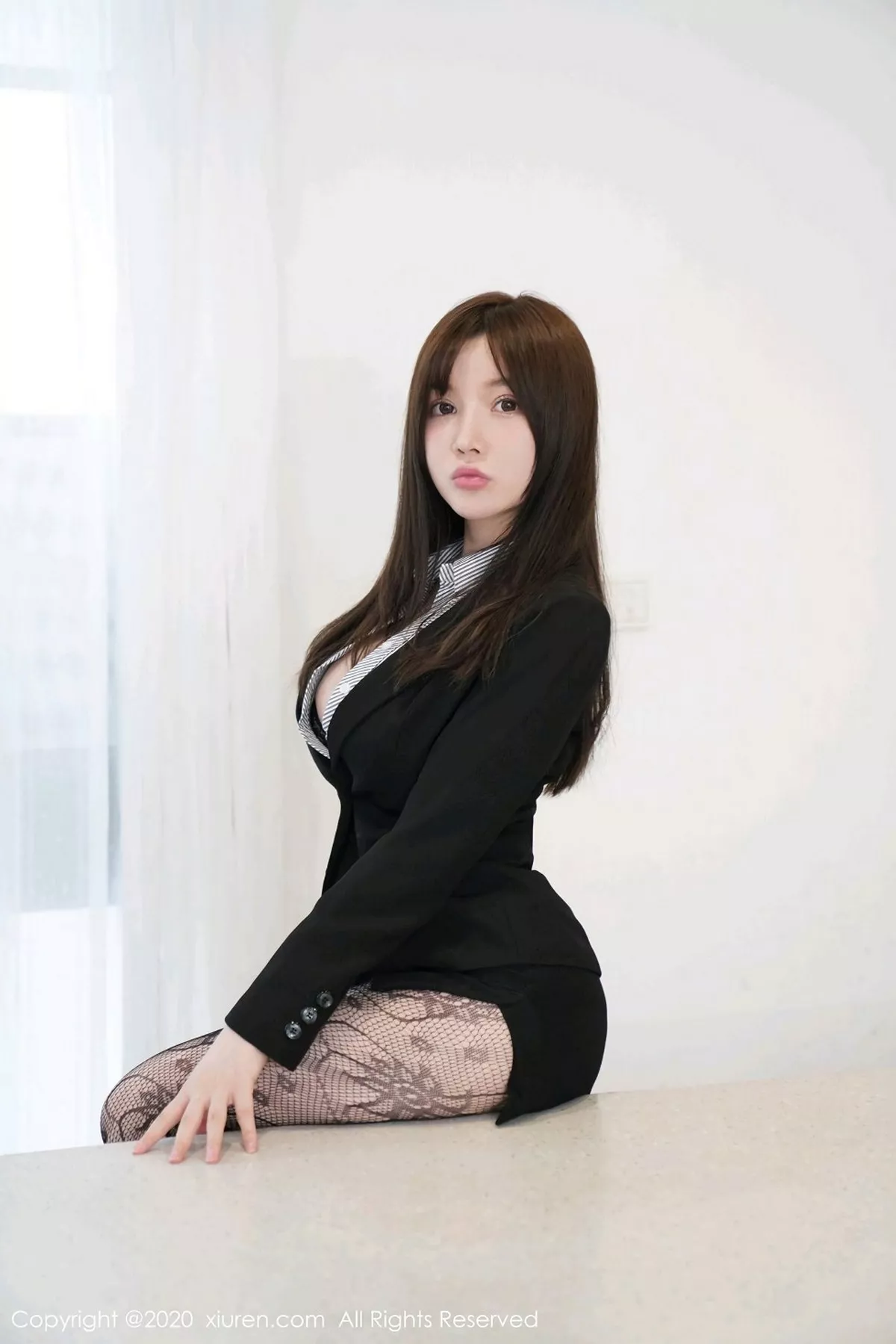 秀人集.com_[XiuRen秀人网]No.2725_女神糯美子Mini经典职场0L主题蕾丝内衣配黑丝网袜撩人诱惑写真77P