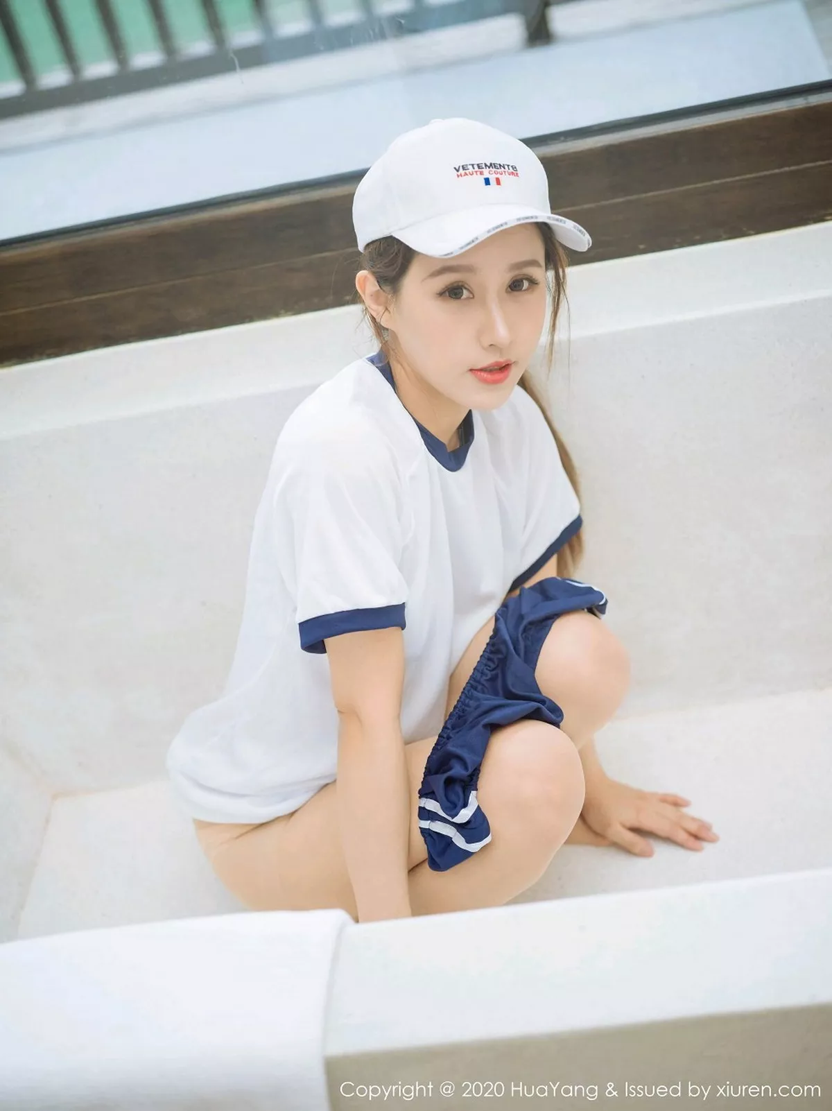 秀人集.com_[HuaYang花漾]Vol.313_嫩模徐安安杭州旅拍棒球女郎主题透明内裤秀翘臀诱惑写真60P