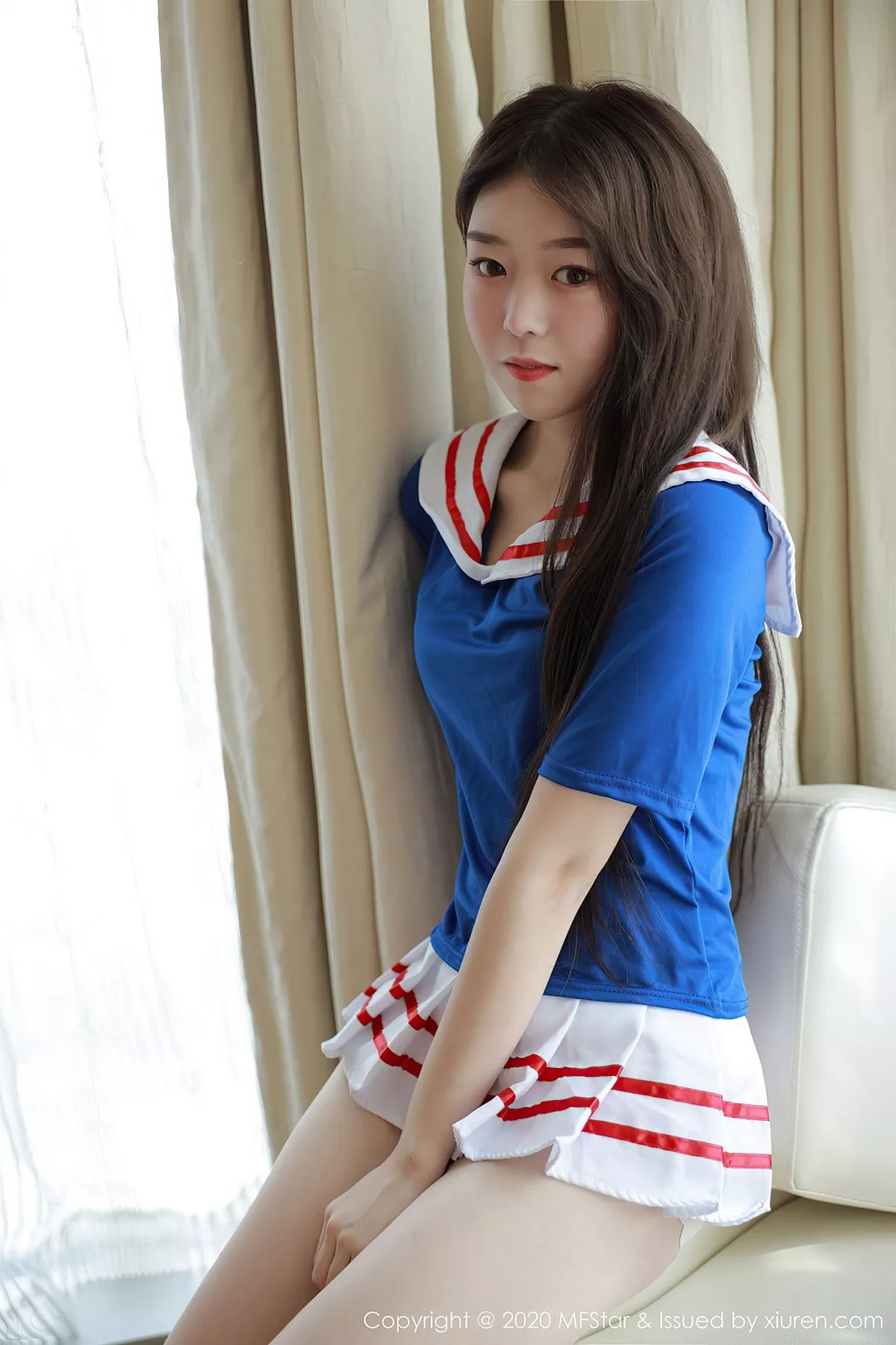 秀人集.com_[MFStar模范学院]Vol.395_嫩模小奶瓶呜鸣私房水手服性感百褶裙秀翘臀美腿诱惑写真60P