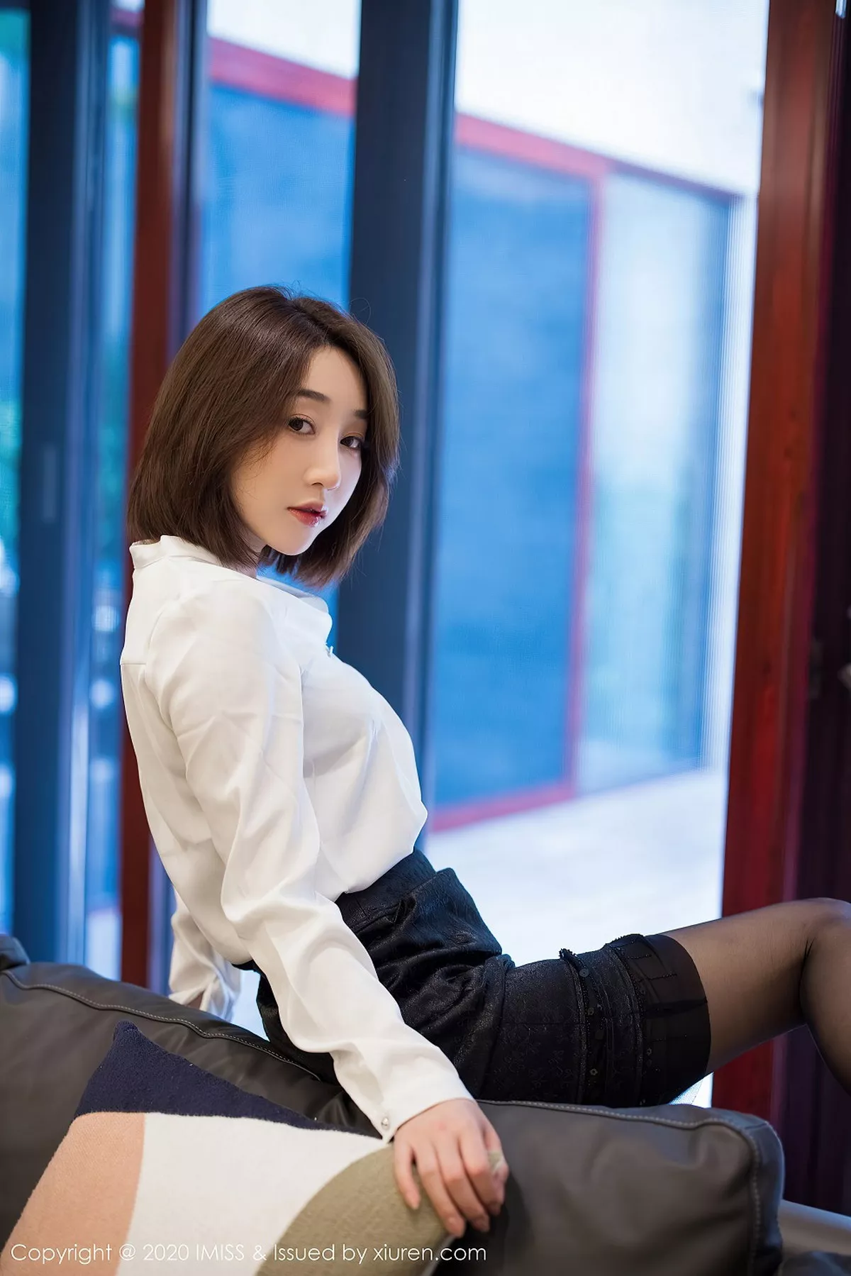 秀人集.com_[IMISS爱蜜社]Vol.506_嫩模九月生_心愿旅拍职场秘书制服主题露私房内衣完美诱惑写真53P