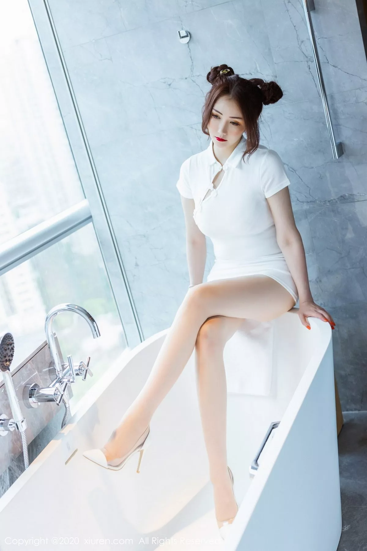 秀人集.com_[XiuRen秀人网]No.2644_嫩模evon陈赞之私房脱白色旗袍露性感白色内衣秀完美身材诱惑写真61P