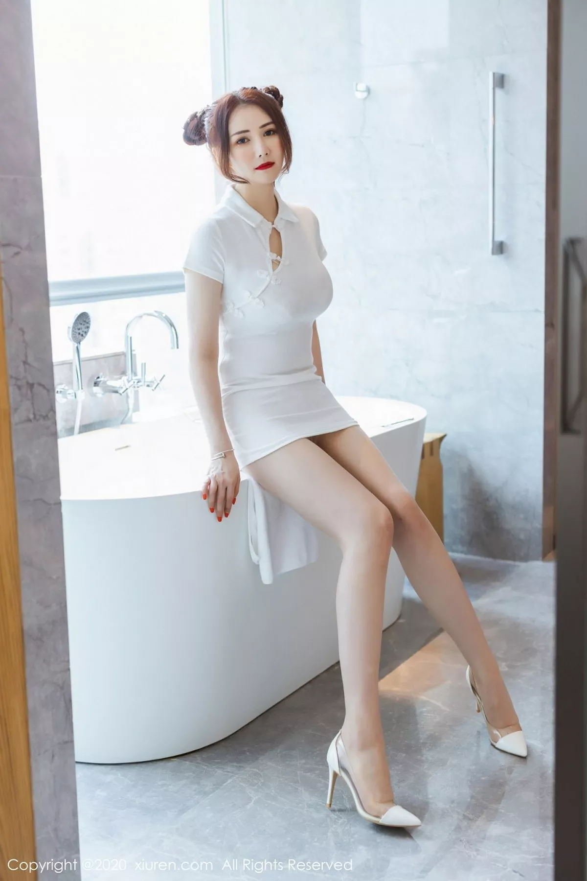 秀人集.com_[XiuRen秀人网]No.2644_嫩模evon陈赞之私房脱白色旗袍露性感白色内衣秀完美身材诱惑写真61P