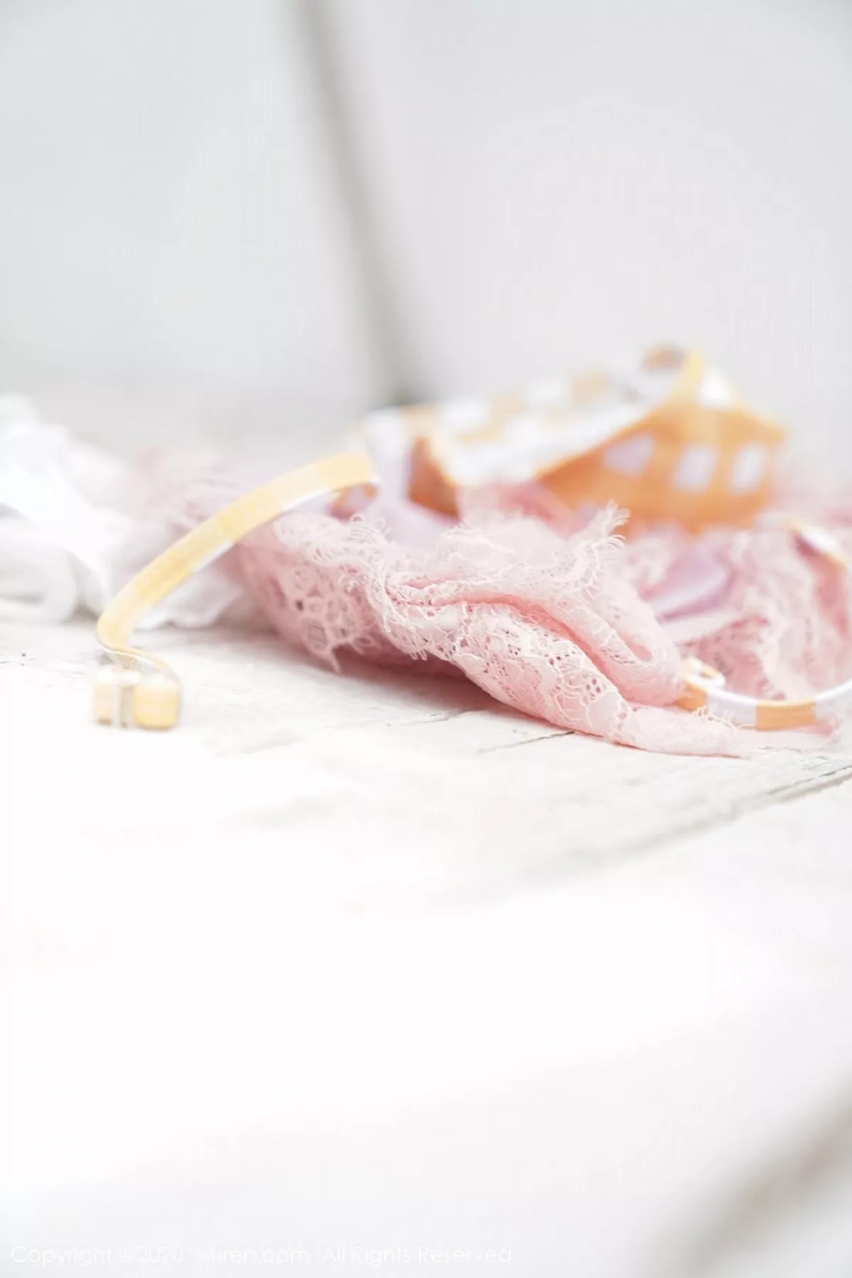 秀人集.com_[XiuRen秀人网]No.2812_嫩模软而泳池剧情薄透连身裙配黑丝袜秀丰乳肥臀撩人诱惑写真85P