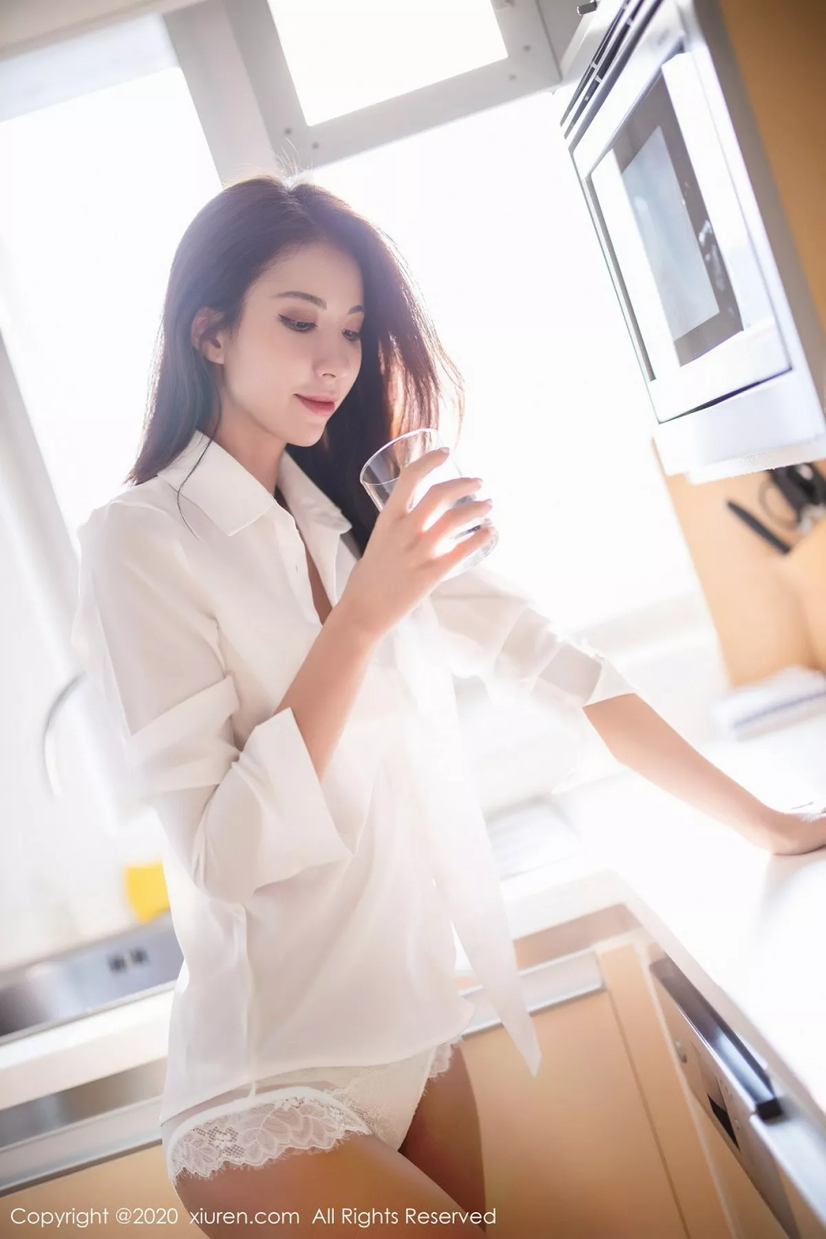 秀人集.com_[XiuRen秀人网]No.2813_美女Carry私房性感白衬衣配白色蕾丝内衣秀玲珑身材诱惑写真66P