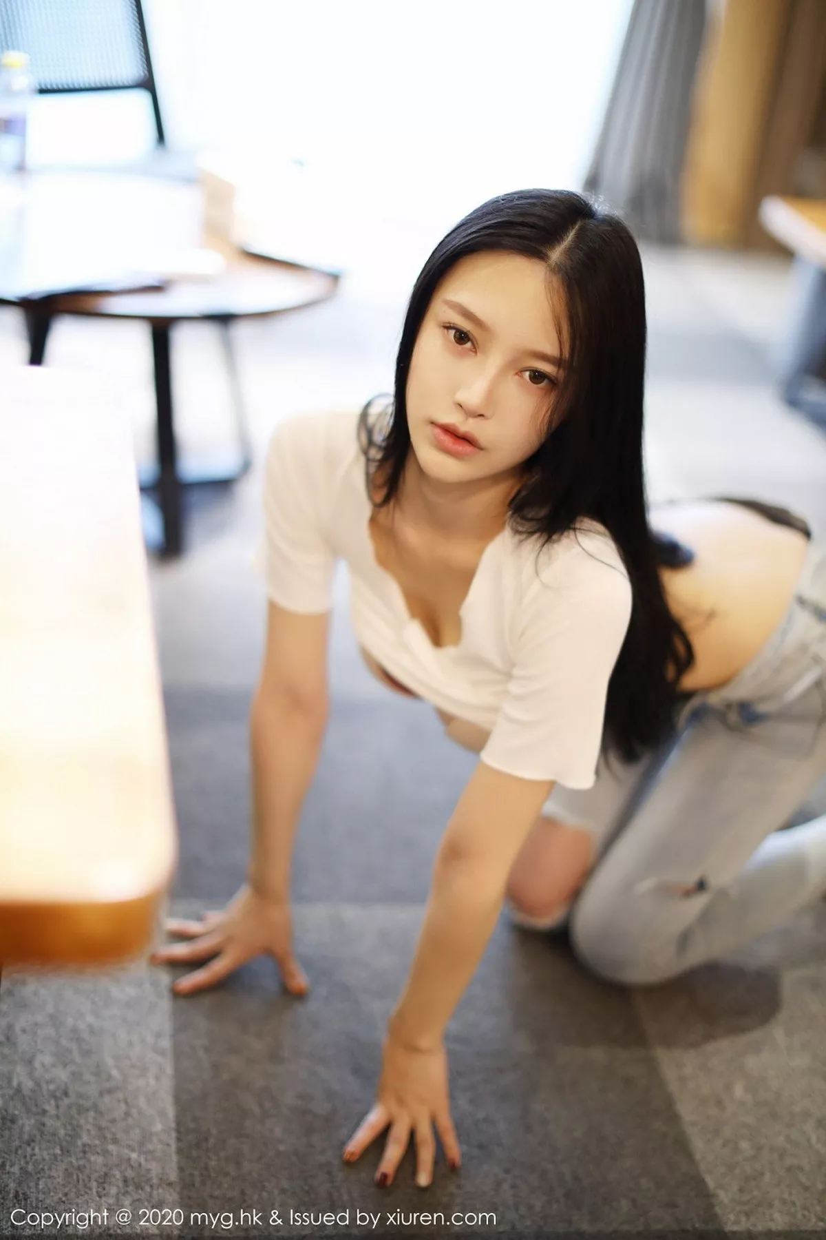 秀人集.com_[MyGirl美媛馆]Vol.459_女神唐琪儿私房破烂紧身牛仔裤半脱露翘臀撩人诱惑写真72P