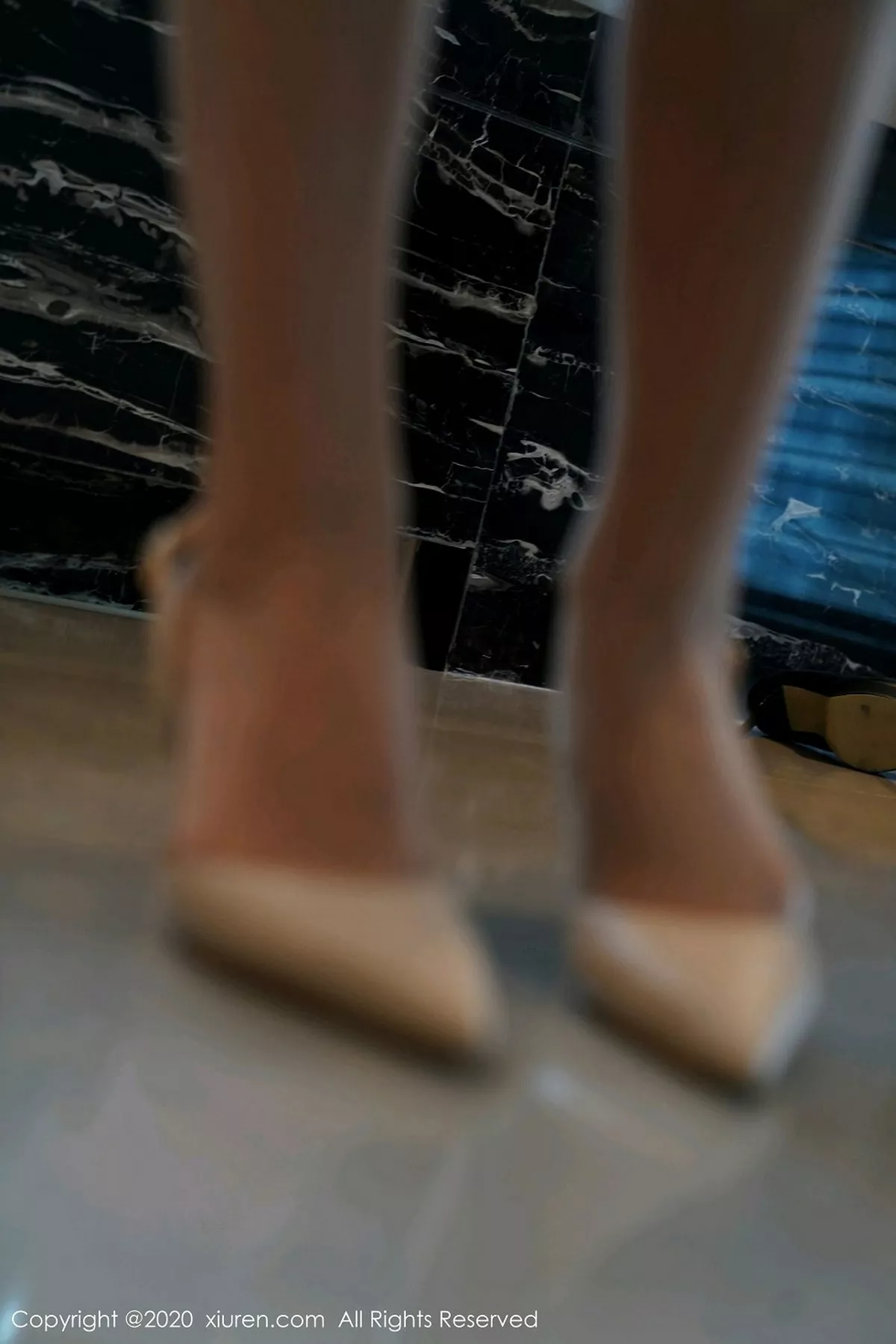 秀人集.com_[XiuRen秀人网]No.2825_嫩模仓井优香眼镜OL职业装秘书主题撩裙露白色缕空内裤诱惑写真50P