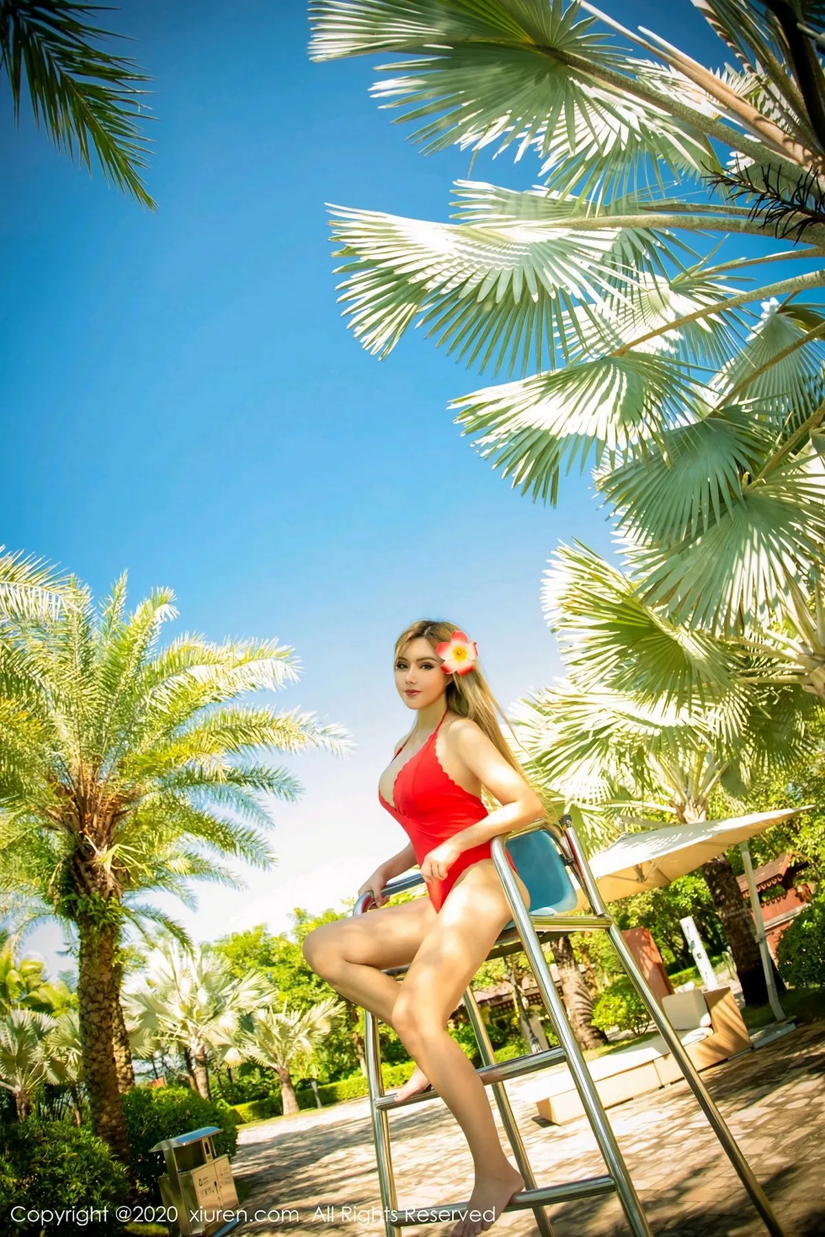 秀人集.com_[XiuRen秀人网]No.2830_嫩模李小米泳池比基尼系列秀丰满身材傲人豪乳撩人诱惑写真45P