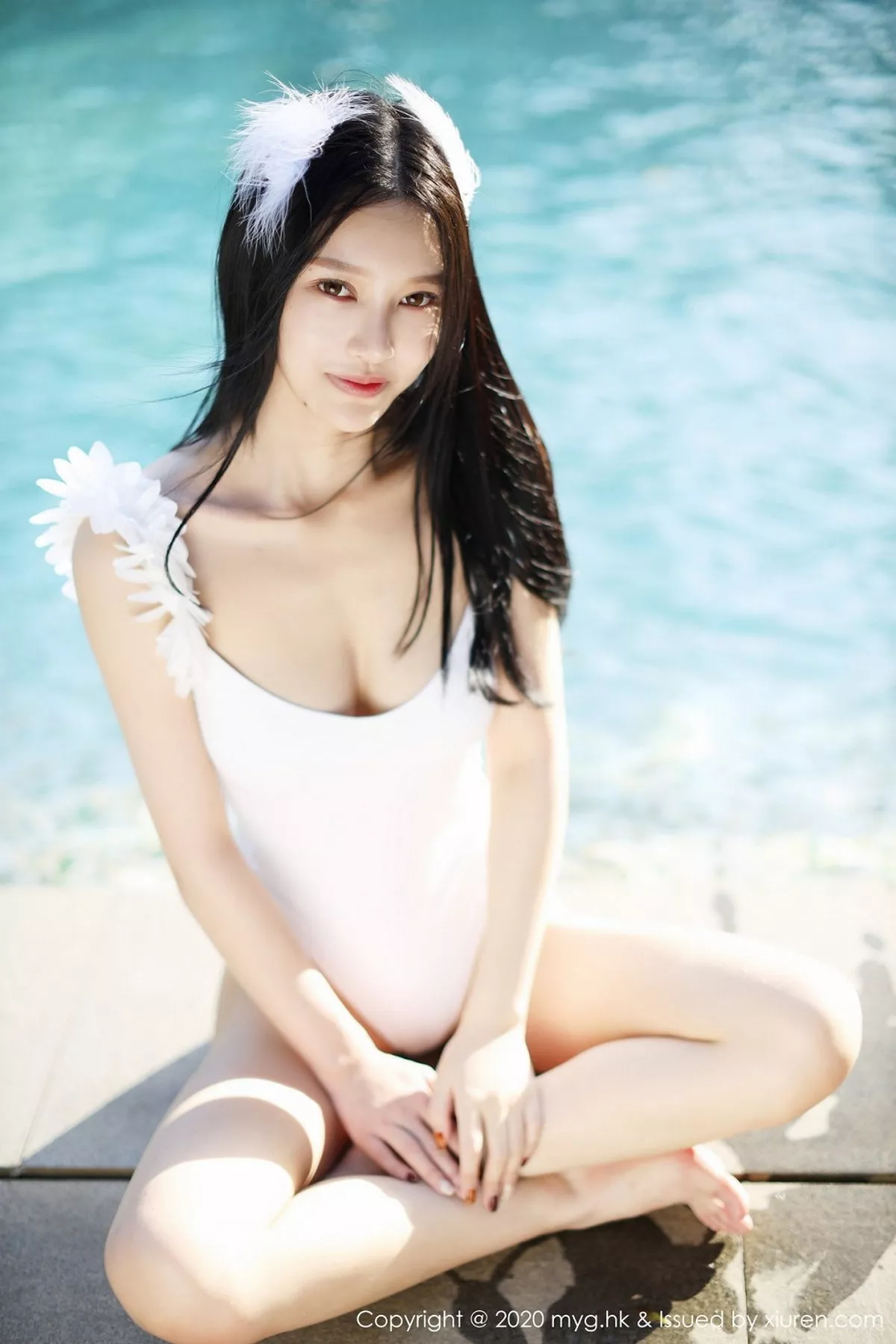 秀人集.com_[MyGirl美媛馆]Vol.463_女神唐琪儿户外白色连体泳衣秀白嫩肌肤傲人豪乳诱惑写真75P