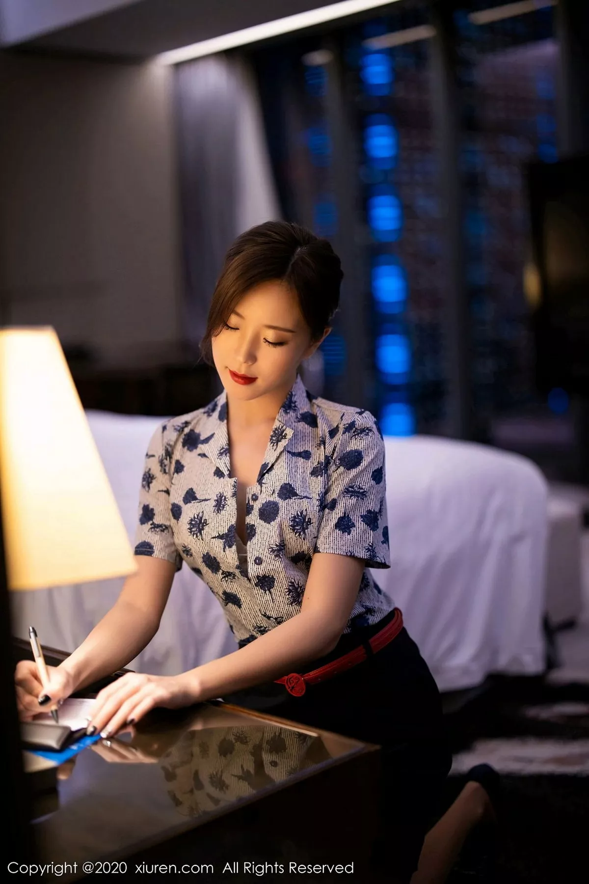 秀人集.com_[XiaoYu画语界]Vol.407_嫩模杨紫嫣Cynthia空乘制服主题性感内衣配黑丝裤袜诱惑写真82P