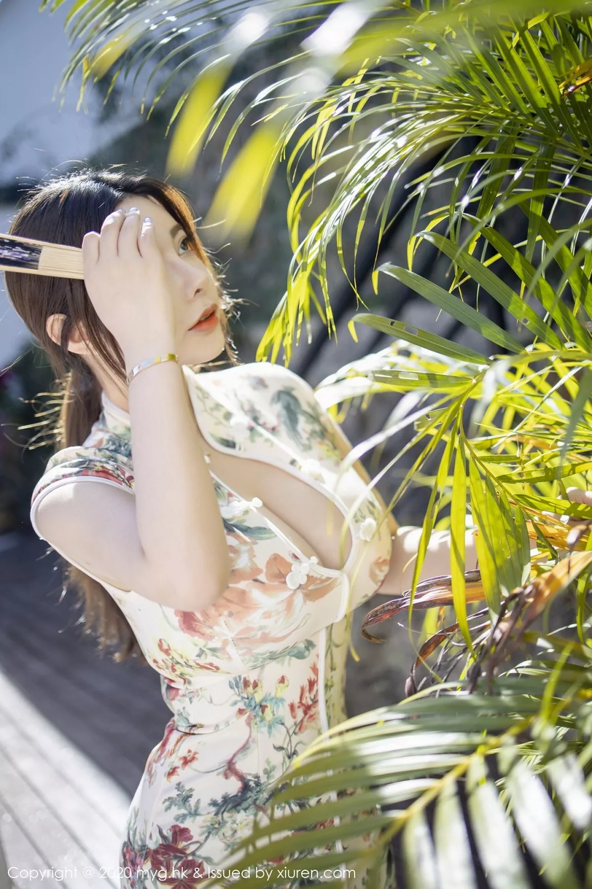 秀人集.com_[MyGirl美媛馆]Vol.465_嫩模软软子性感古韵旗袍半脱露情趣内衣吊带黑丝极致诱惑写真52P