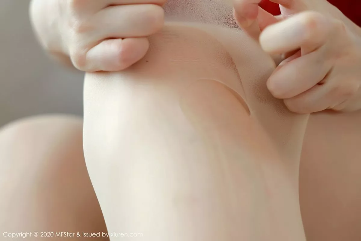 秀人集.com_[MFStar模范学院]Vol.421_嫩模白茹雪Abby四川旅拍性感白衬衫配超薄肉丝极致魅惑写真40P