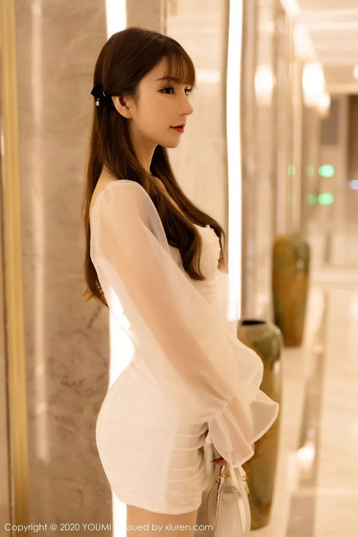 秀人集.com_[YouMi尤蜜荟]Vol.570_女神周于希Sandy洁白轻透服饰半脱秀豪乳翘臀撩人诱惑写真58P