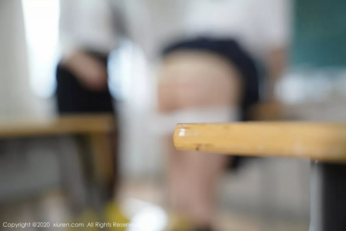 秀人集.com_[XiuRen秀人网]No.2776_模特合集果儿Victoria＆周大萌师生剧情主题迷情诱惑写真118P