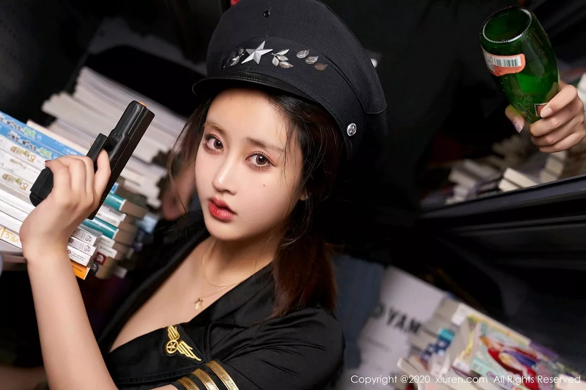 秀人集.com_[XiuRen秀人网]No.2782_嫩模林子欣Freya心愿旅拍女特务剧情性感服饰配黑丝袜诱惑写真47P