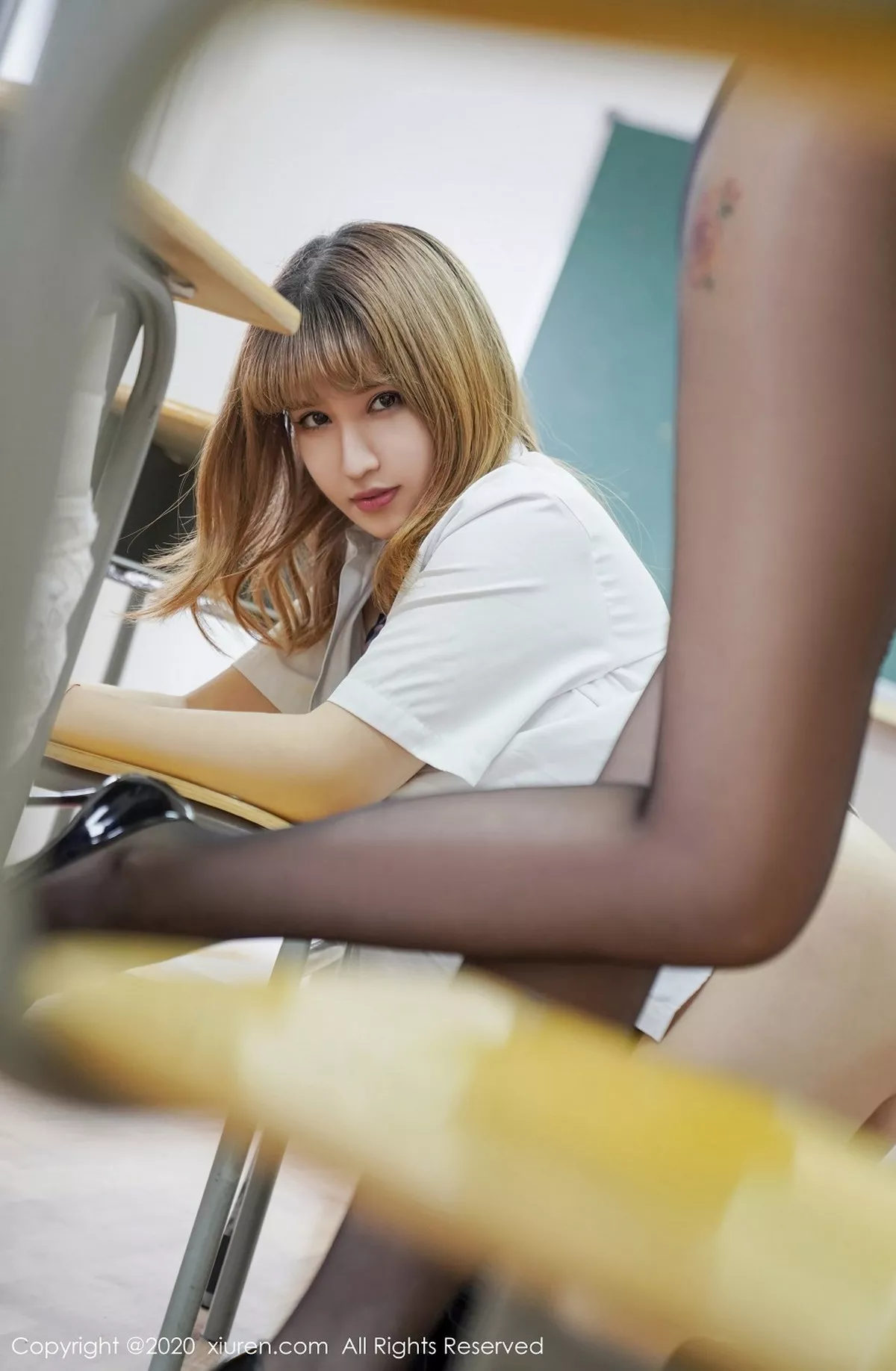 秀人集.com_[XiuRen秀人网]No.2776_模特合集果儿Victoria＆周大萌师生剧情主题迷情诱惑写真118P