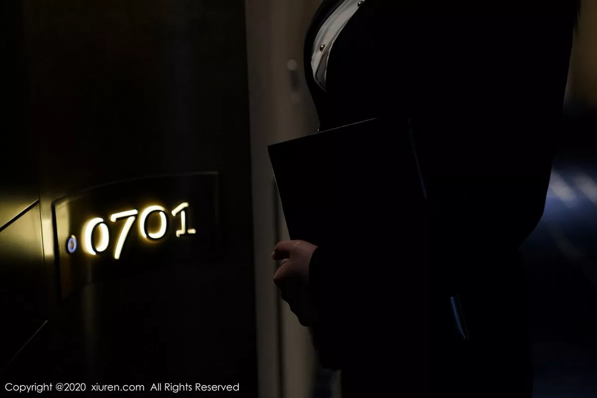 秀人集.com_[XiuRen秀人网]No.2901_嫩模fairy如歌剧情主题性感白衬衣配黑短裙浴室湿身诱惑写真100P