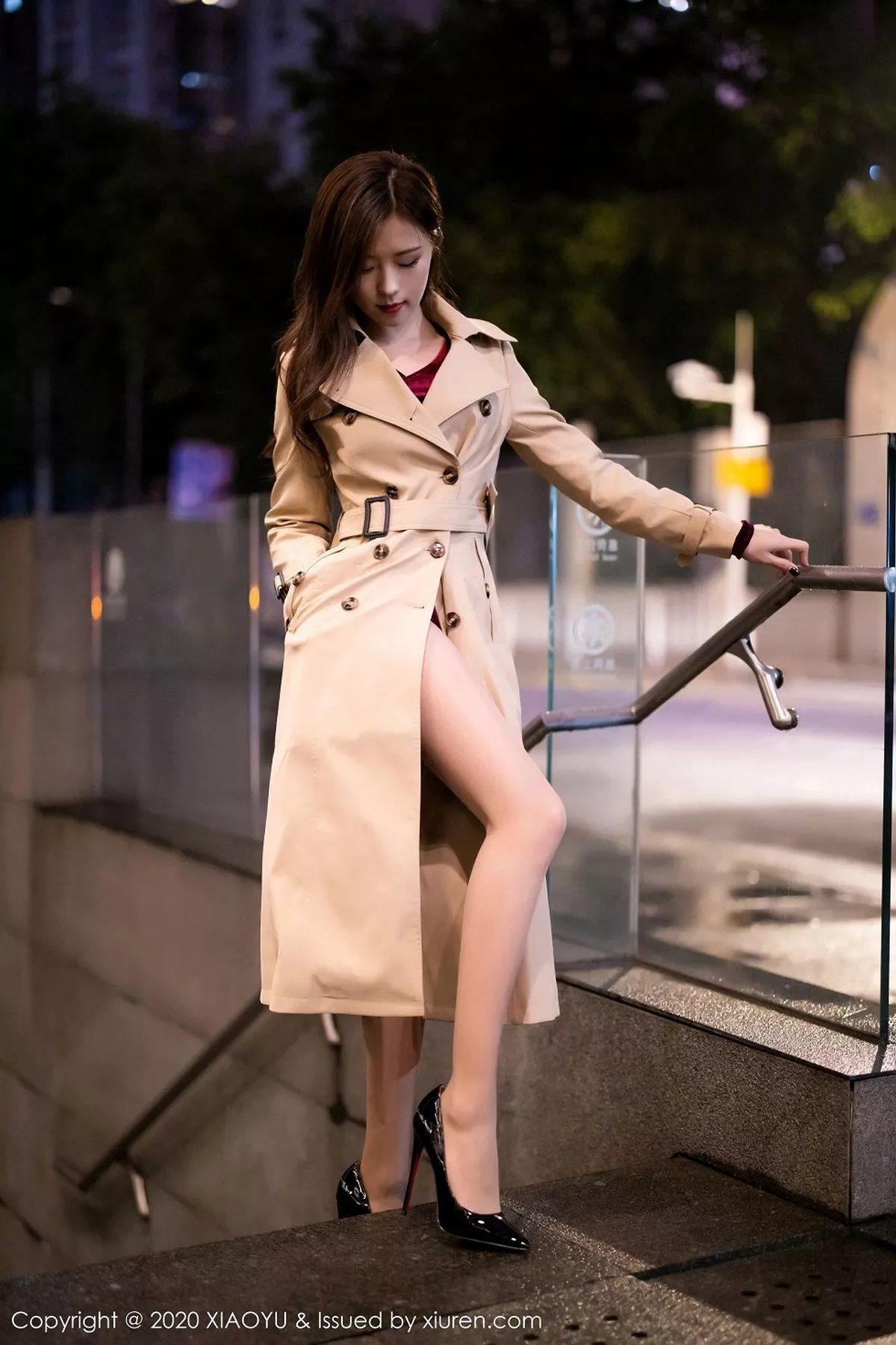 秀人集.com_[XiaoYu画语界]Vol.410_嫩模杨紫嫣Cynthia私房古韵旗袍半脱露性感内衣诱惑写真66P