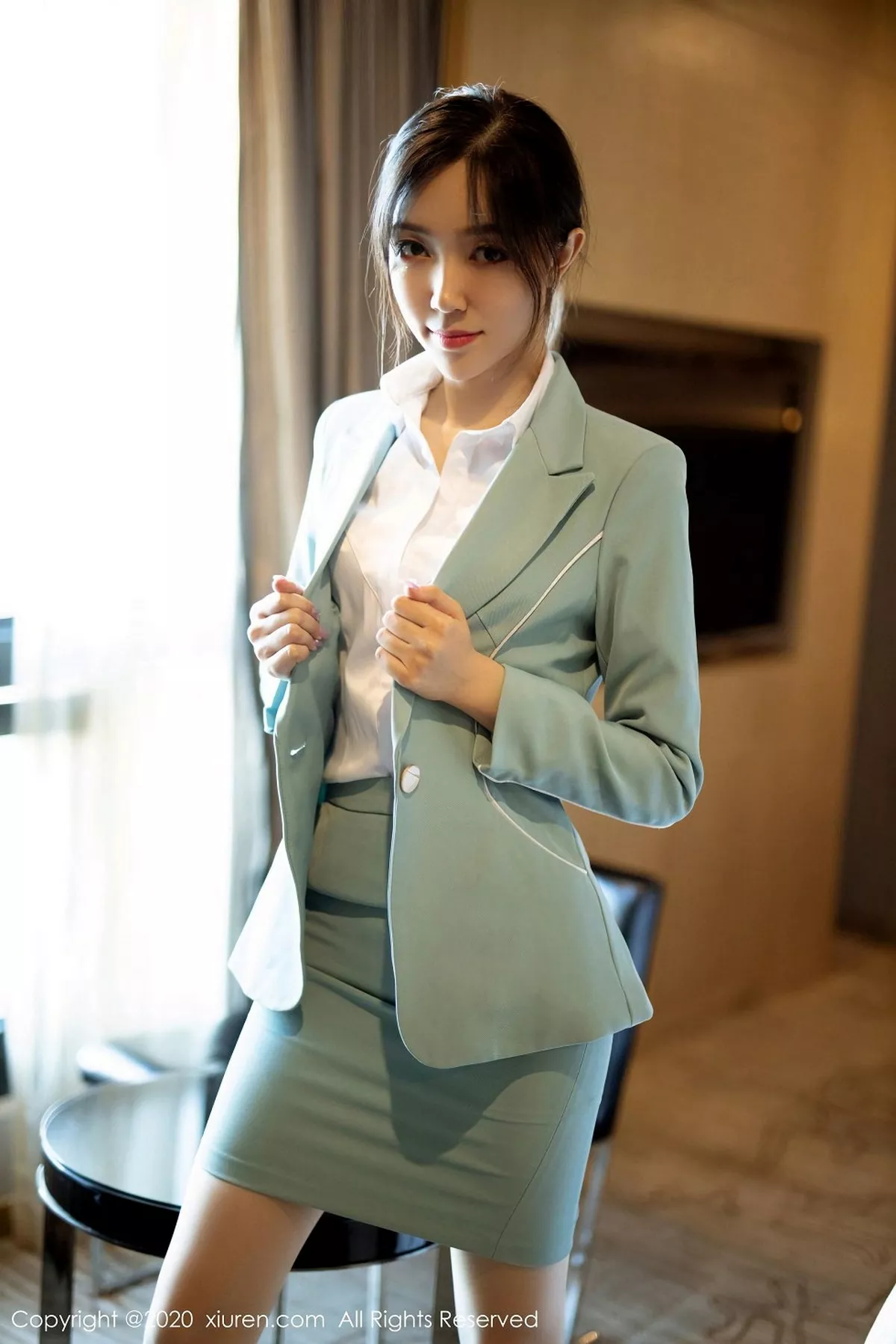 秀人集.com_[XiuRen秀人网]No.2797_嫩模九千柒柒飒爽率性西装主题半脱露性感内衣秀苗条身材写真44P