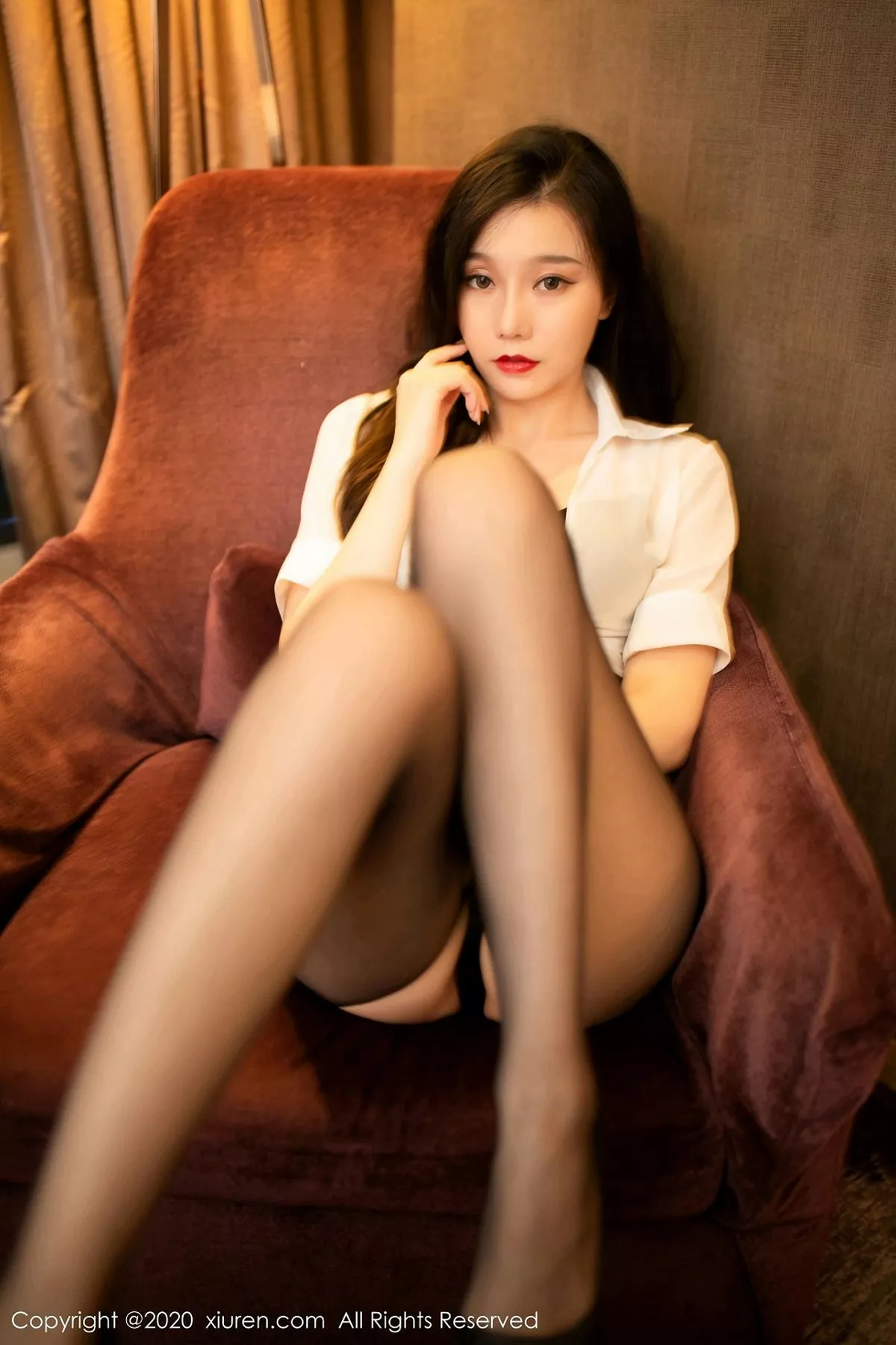 秀人集.com_[XiuRen秀人网]No.2807_嫩模安然Maleah情趣小秘书主题撩裙露开档黑丝裤袜诱惑写真59P