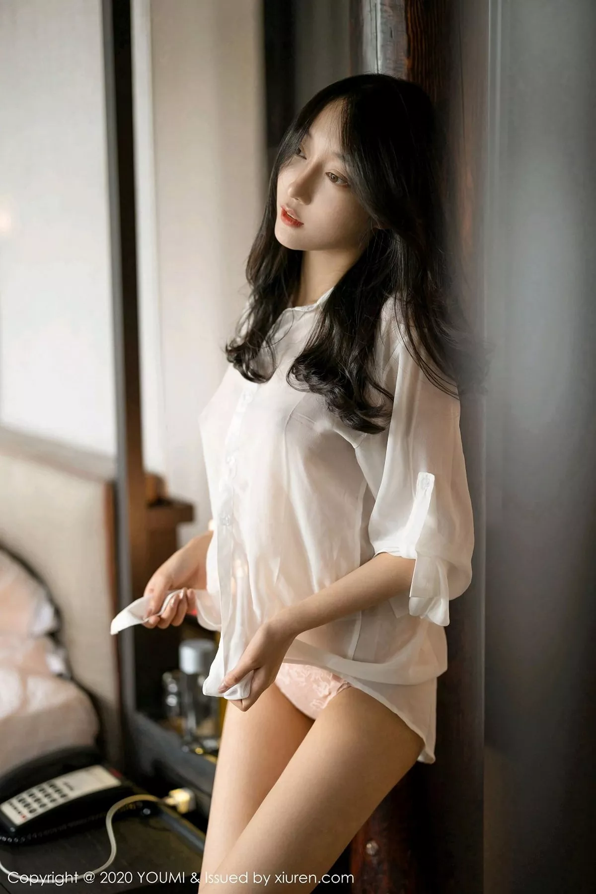 秀人集.com_[YouMi尤蜜荟]Vol.560_丽质美人玥儿玥er杭州旅拍薄透白衬衫配蕾丝内裤撩人诱惑写真64P